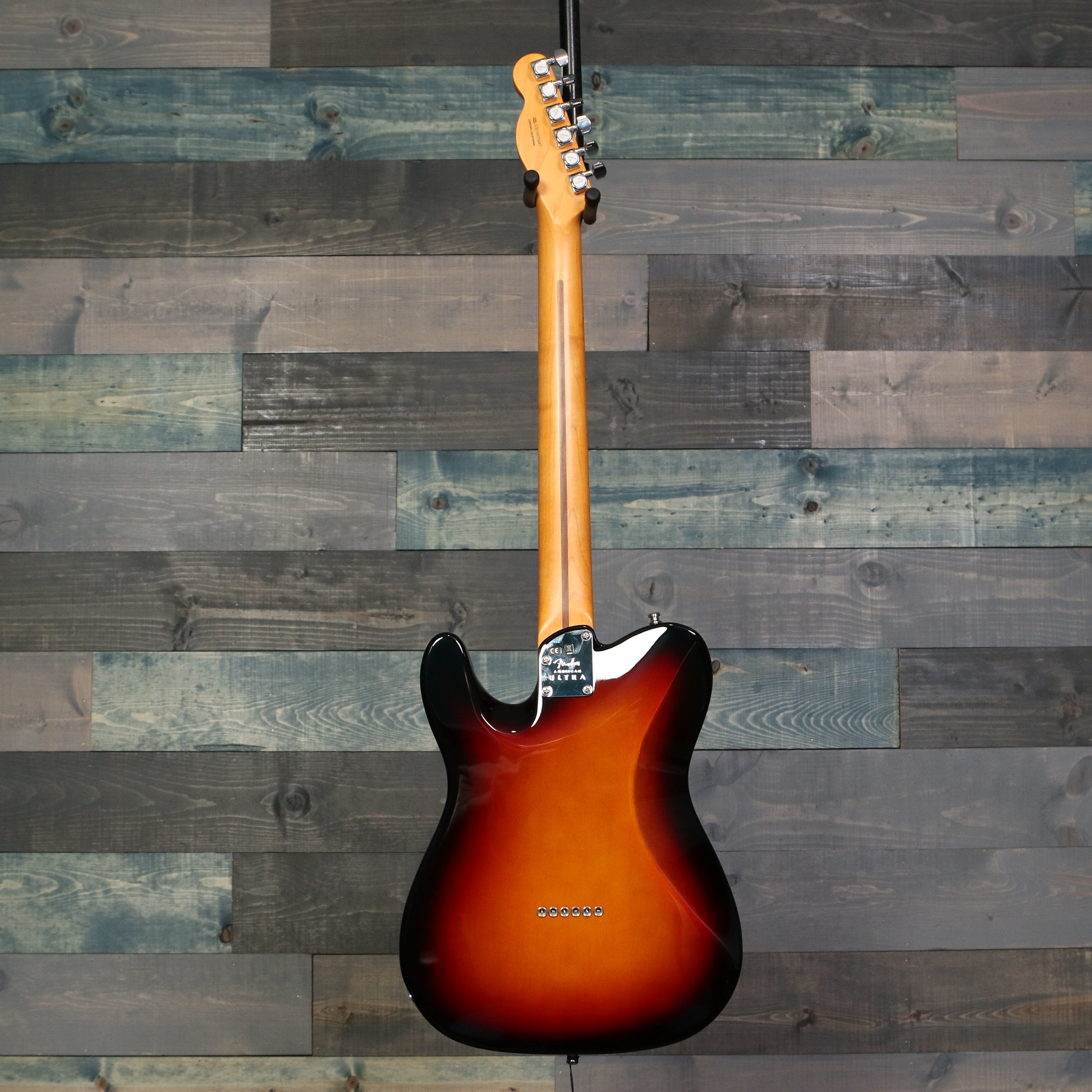 Fender American Ultra Telecaster, Maple Fingerboard, Ultraburst
