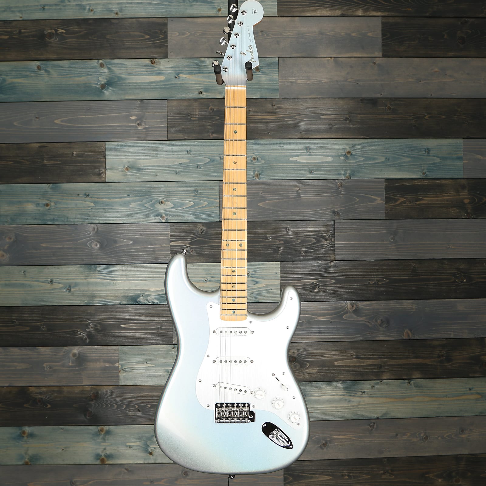 Fender H.E.R. Stratocaster, Maple Fingerboard, Chrome Glow