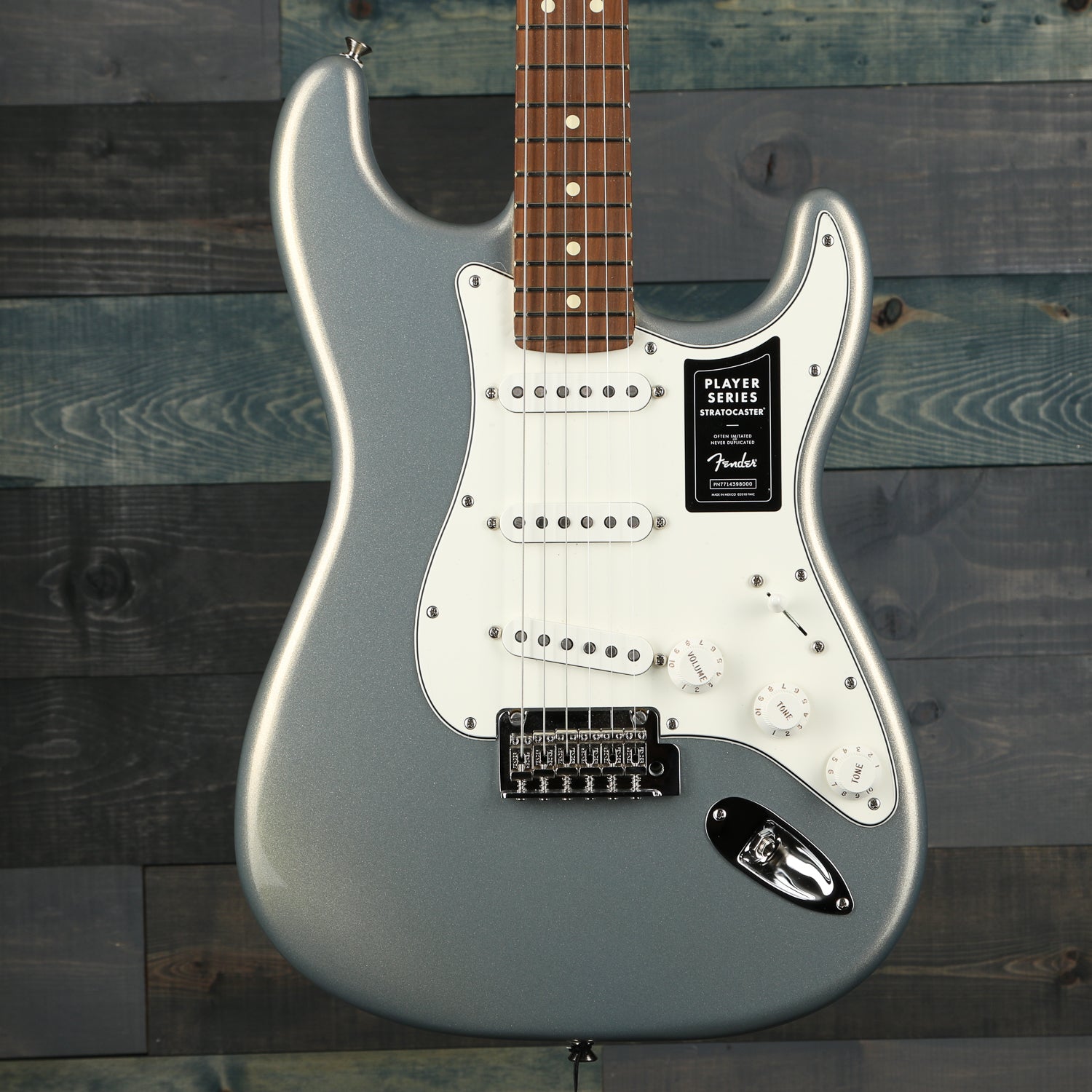 Fender Player Stratocaster, Pau Ferro Fingerboard, Silver