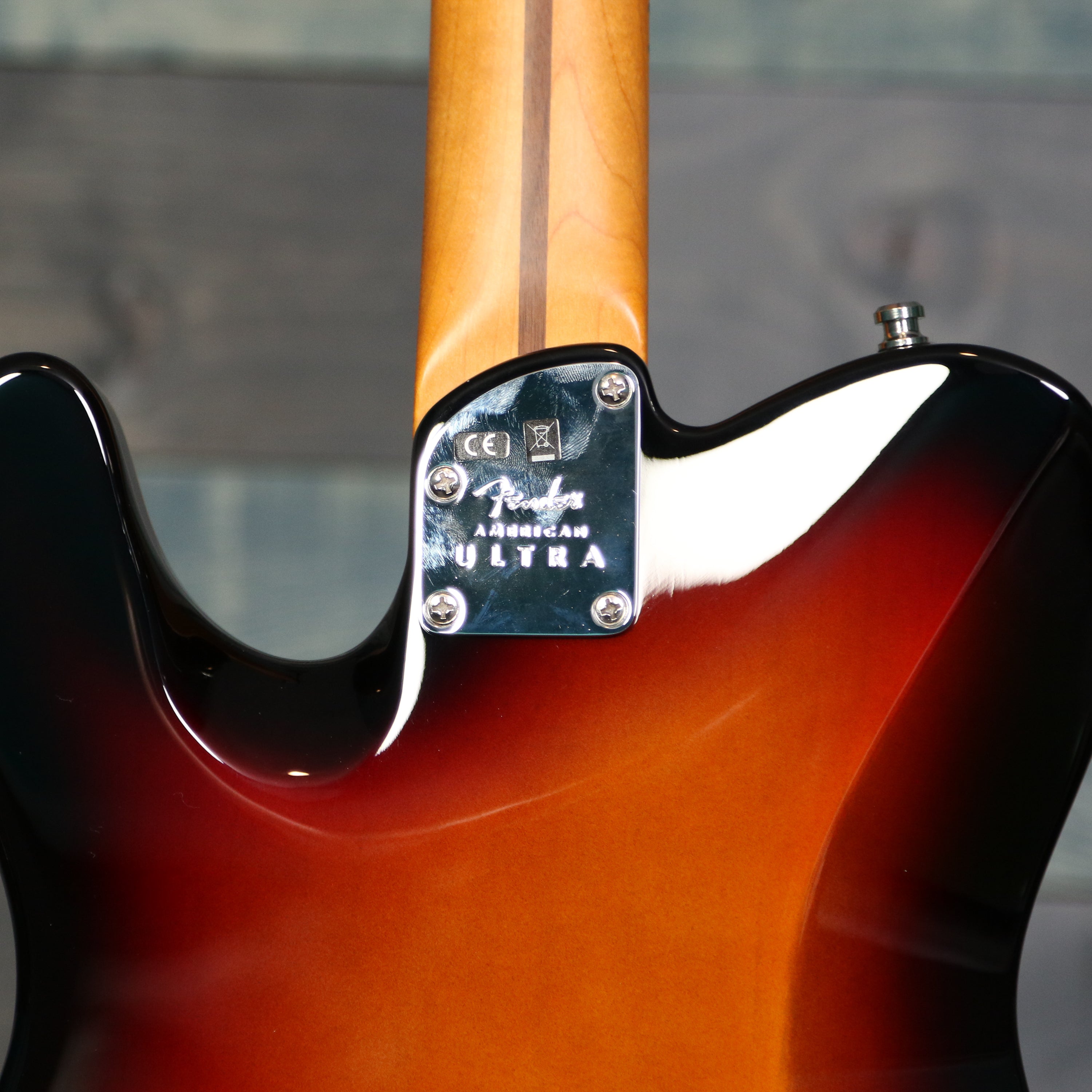 Fender American Ultra Telecaster, Maple Fingerboard, Ultraburst