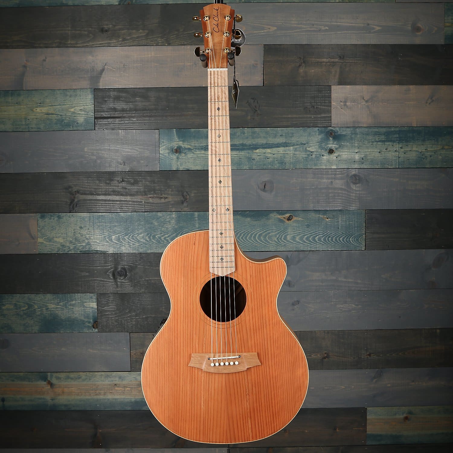 DEMO Cole Clark Angel 2 Series AN2EC-RDBL Cutaway Guitar - Redwood/Blackwood