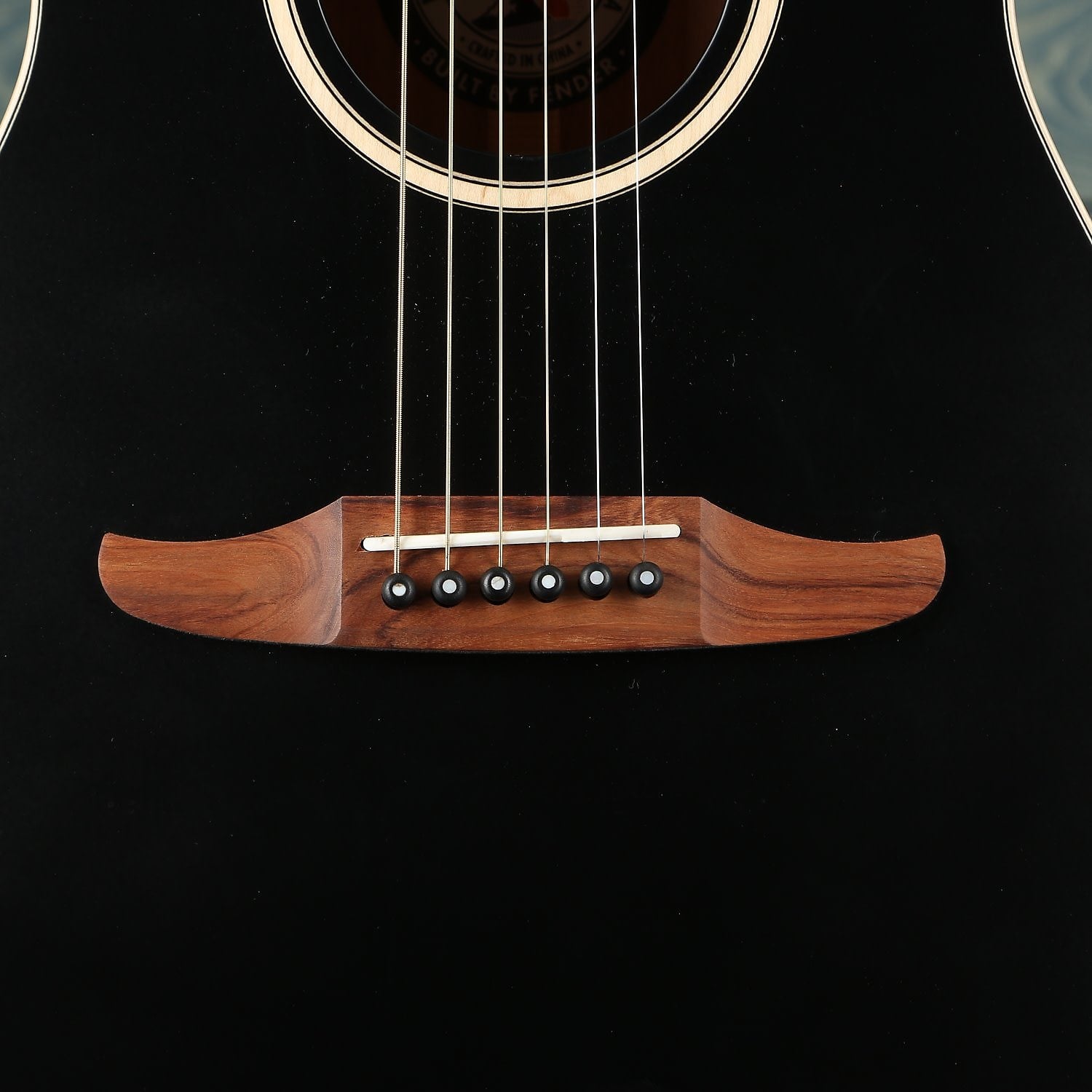 Fender Malibu Special, Pau Ferro Fingerboard, Matte Black w/bag