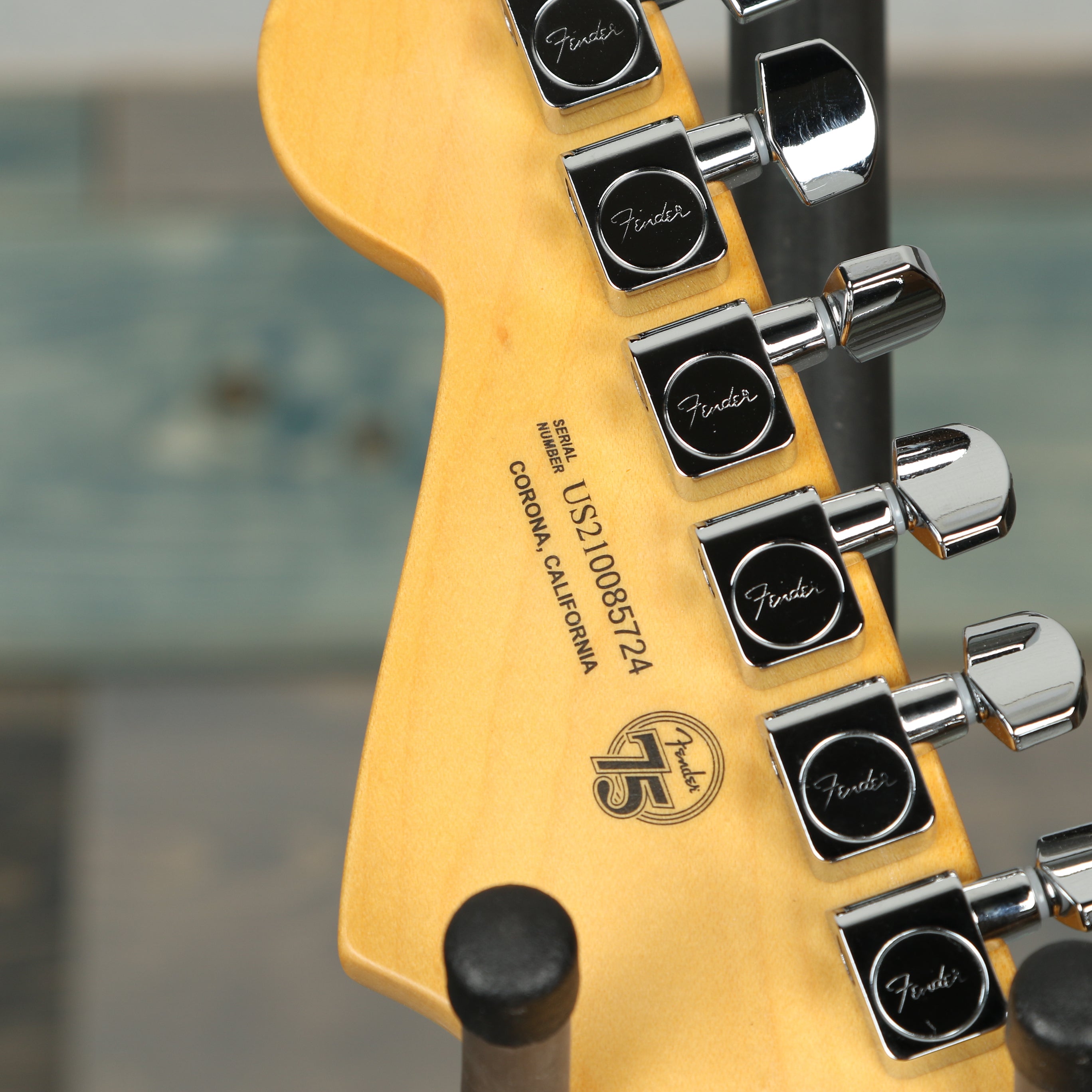 Fender American Professional II Stratocaster, Rosewood FB, 3-Color Sunburst