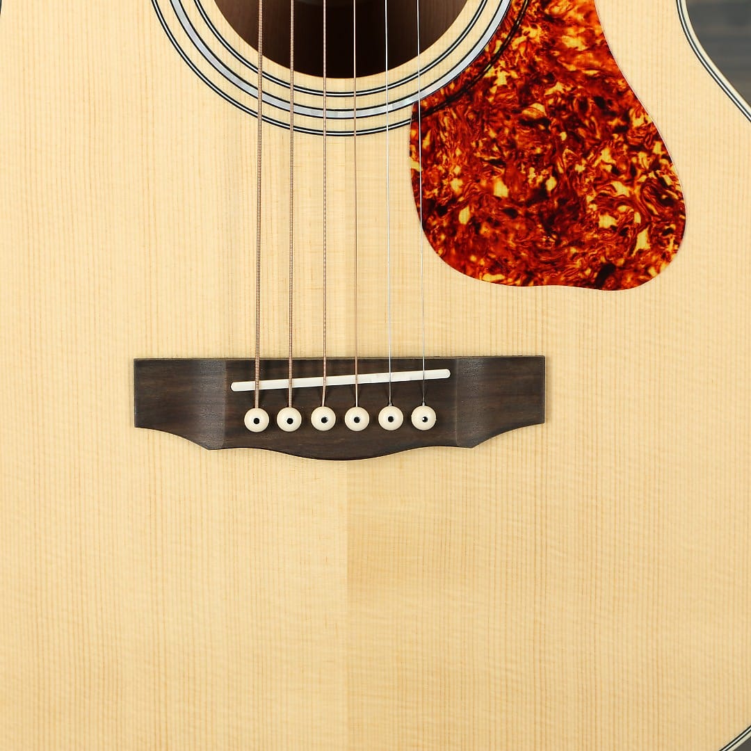 Guild Jumbo Junior Mahogany - Natural Satin