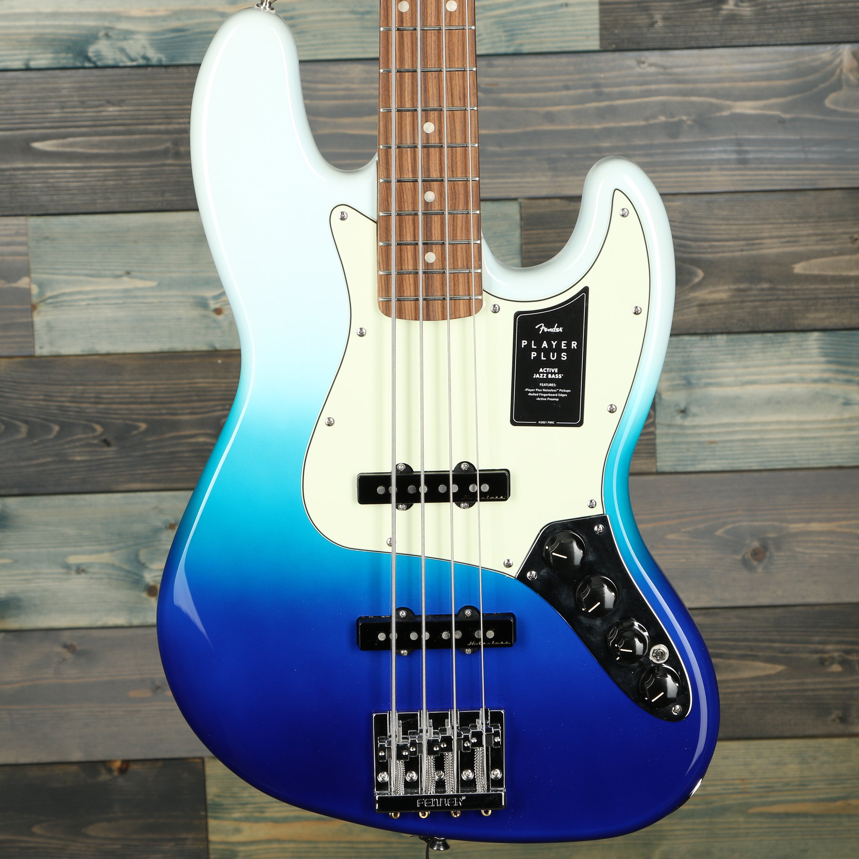 Fender Player Plus Jazz Bass, Pau Ferro Fingerboard, Belair Blue