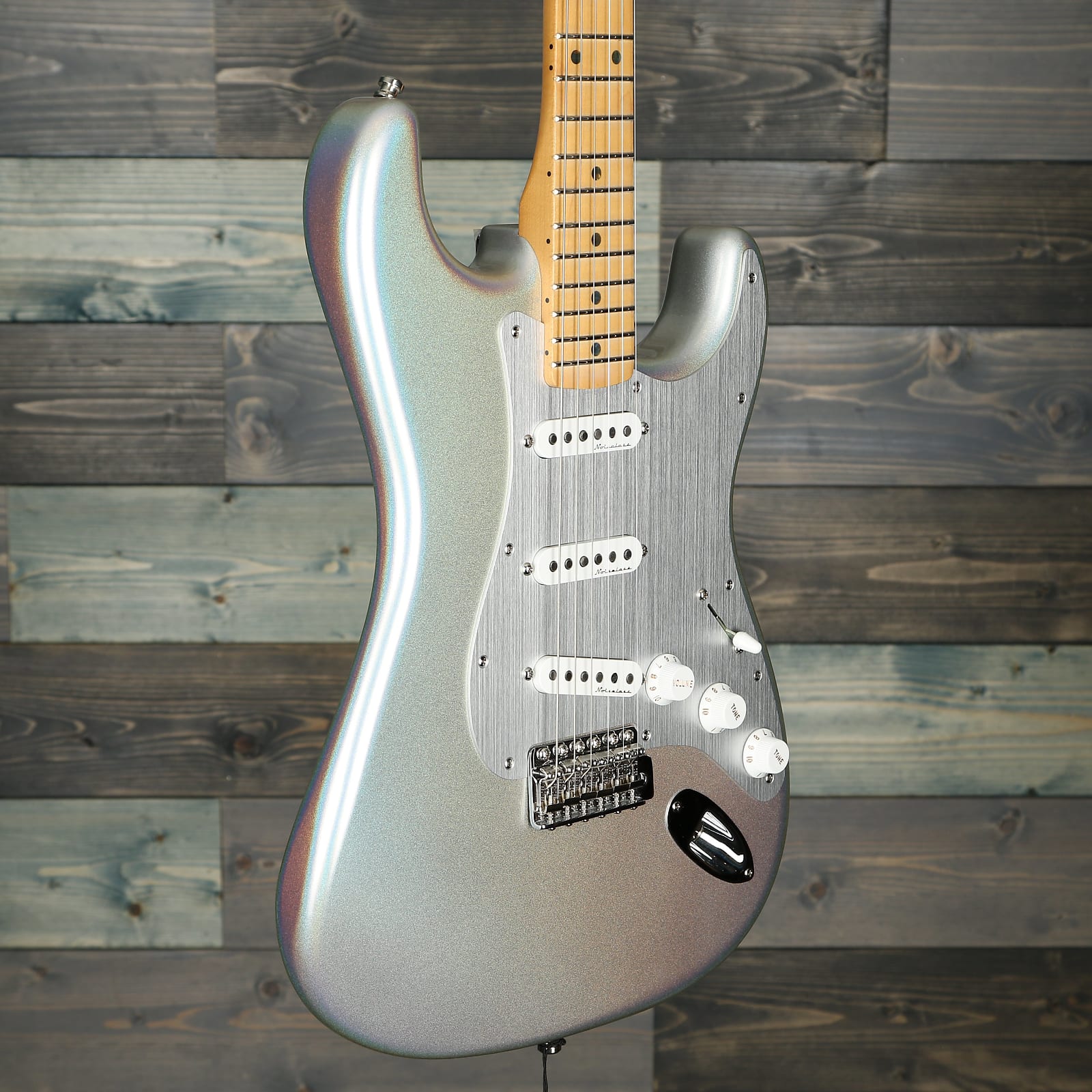 Fender H.E.R. Stratocaster, Maple Fingerboard, Chrome Glow