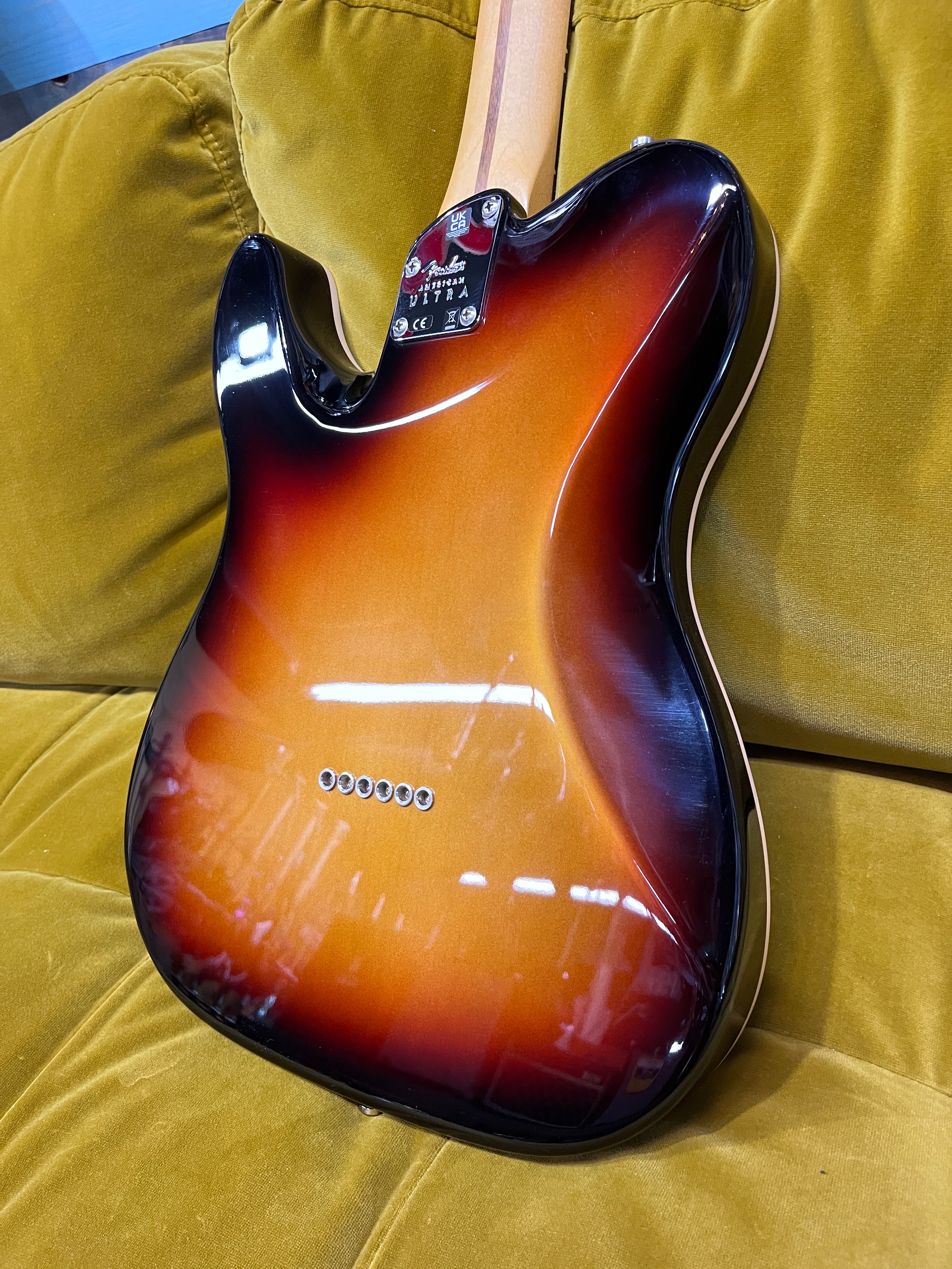Fender American Ultra Telecaster, Rosewood Fingerboard, Ultraburst