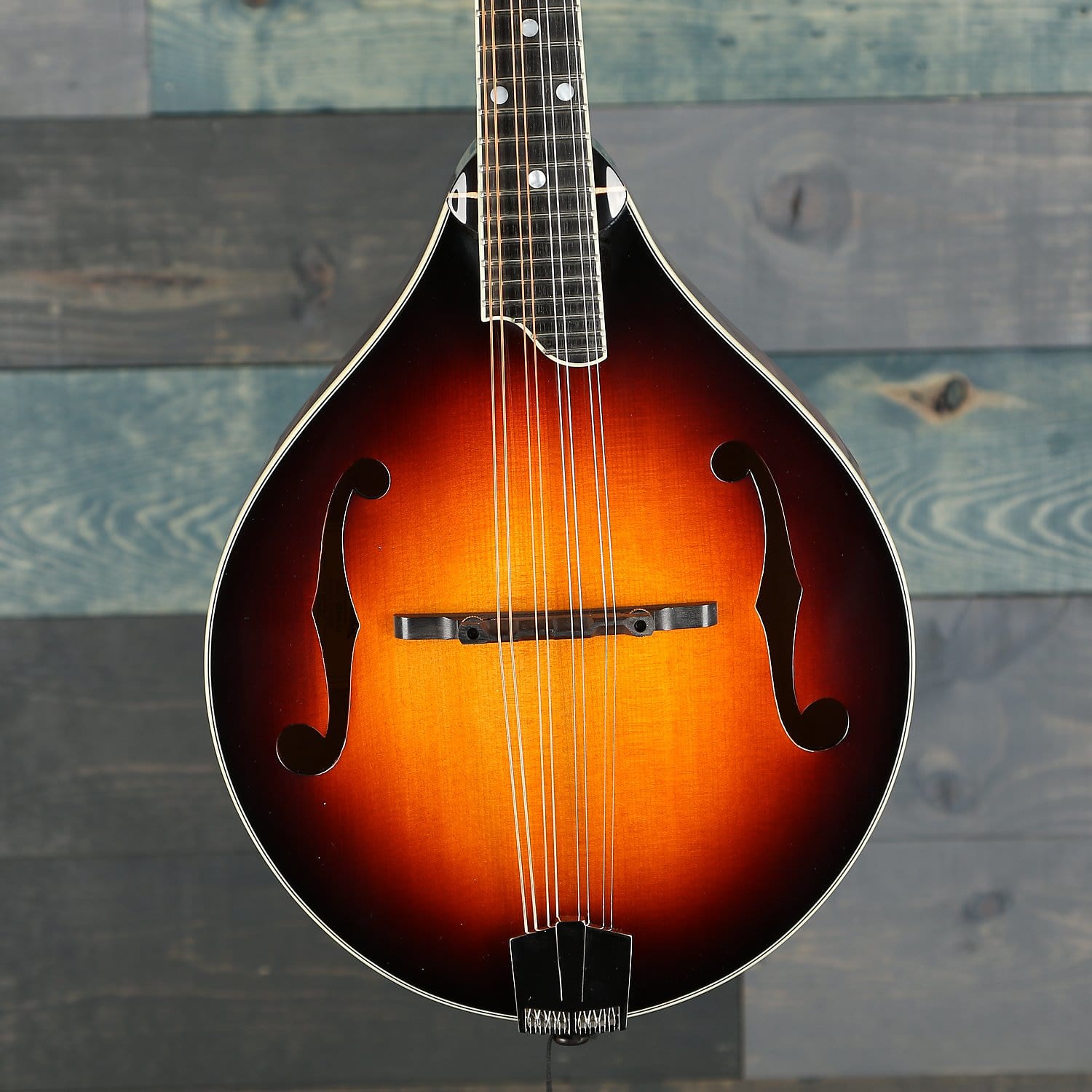 Eastman MD505 A-Style Classic Sunburst F-Hole Mandolin w/Case