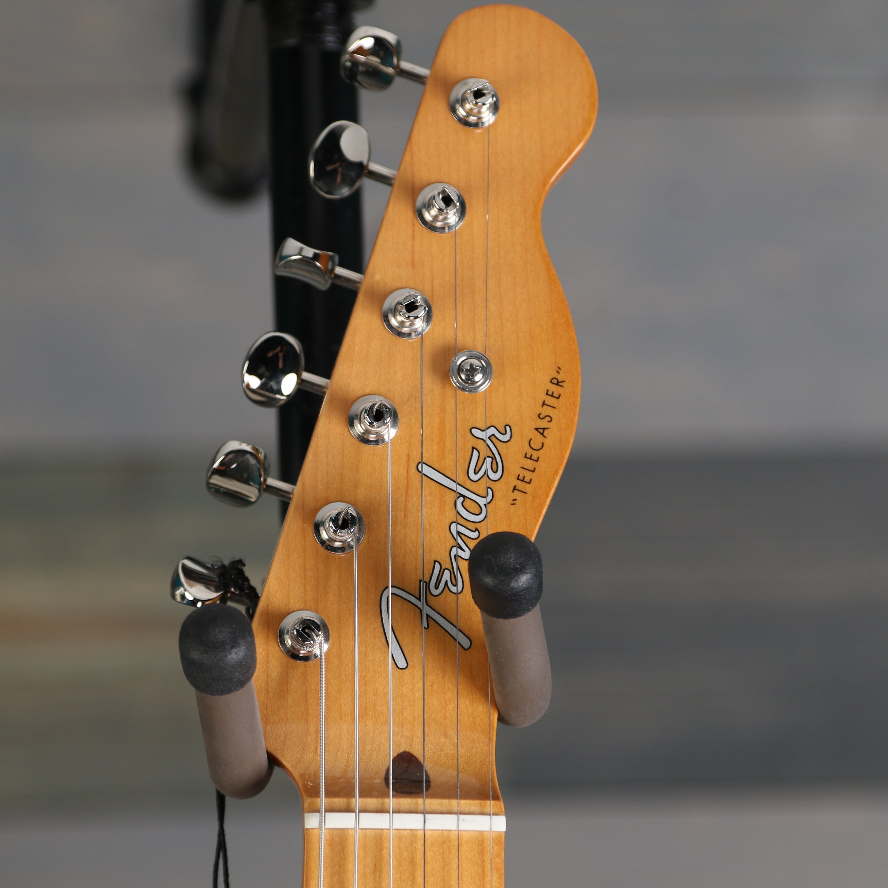 Fender Vintera '50s Telecaster®, Maple Fingerboard, Fiesta Red