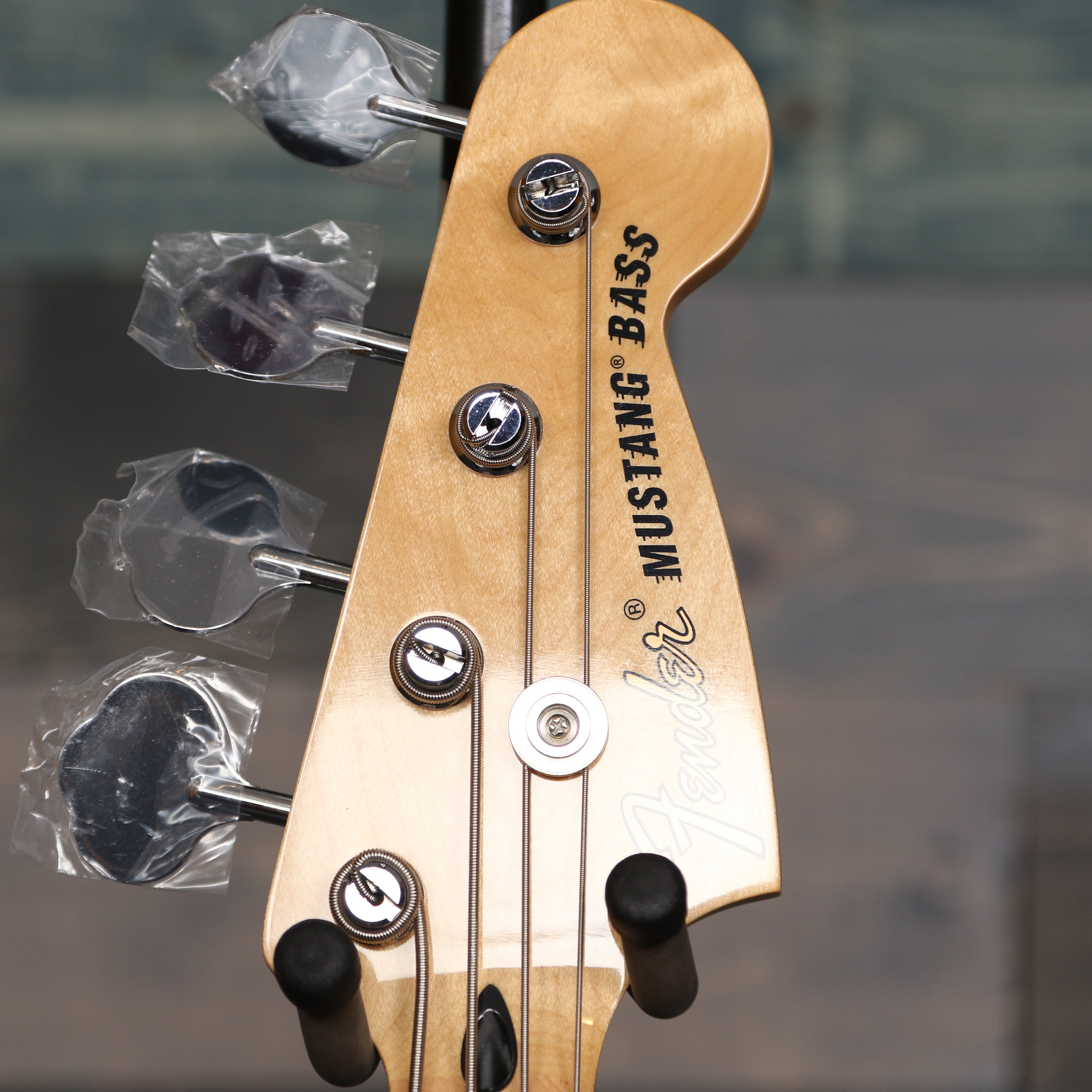 Fender Player Mustang Bass PJ, Maple Fingerboard, Sienna Sunburst