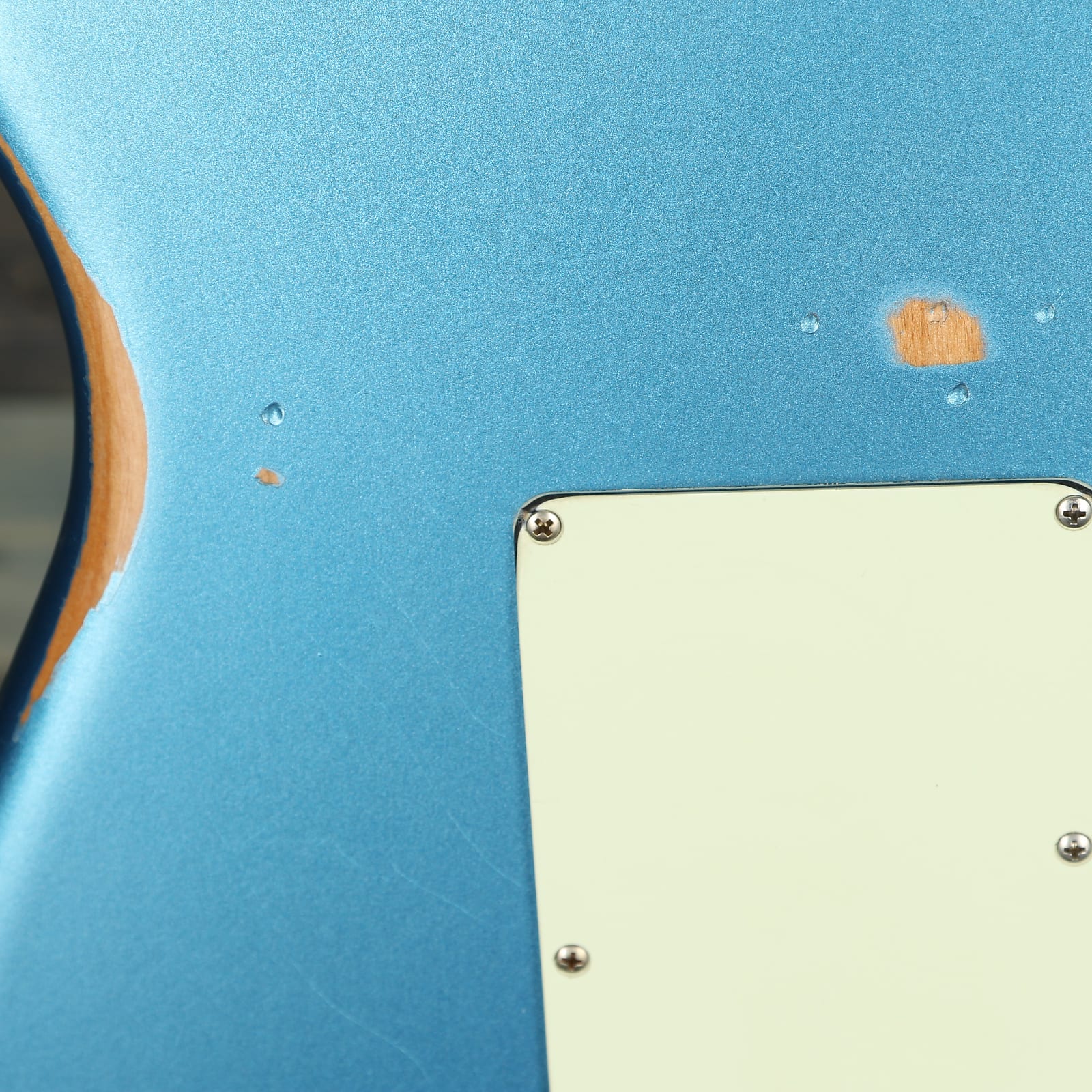 Fender Vintera Road Worn 60s Stratocaster, Pau Ferro FB - Lake Placid Blue