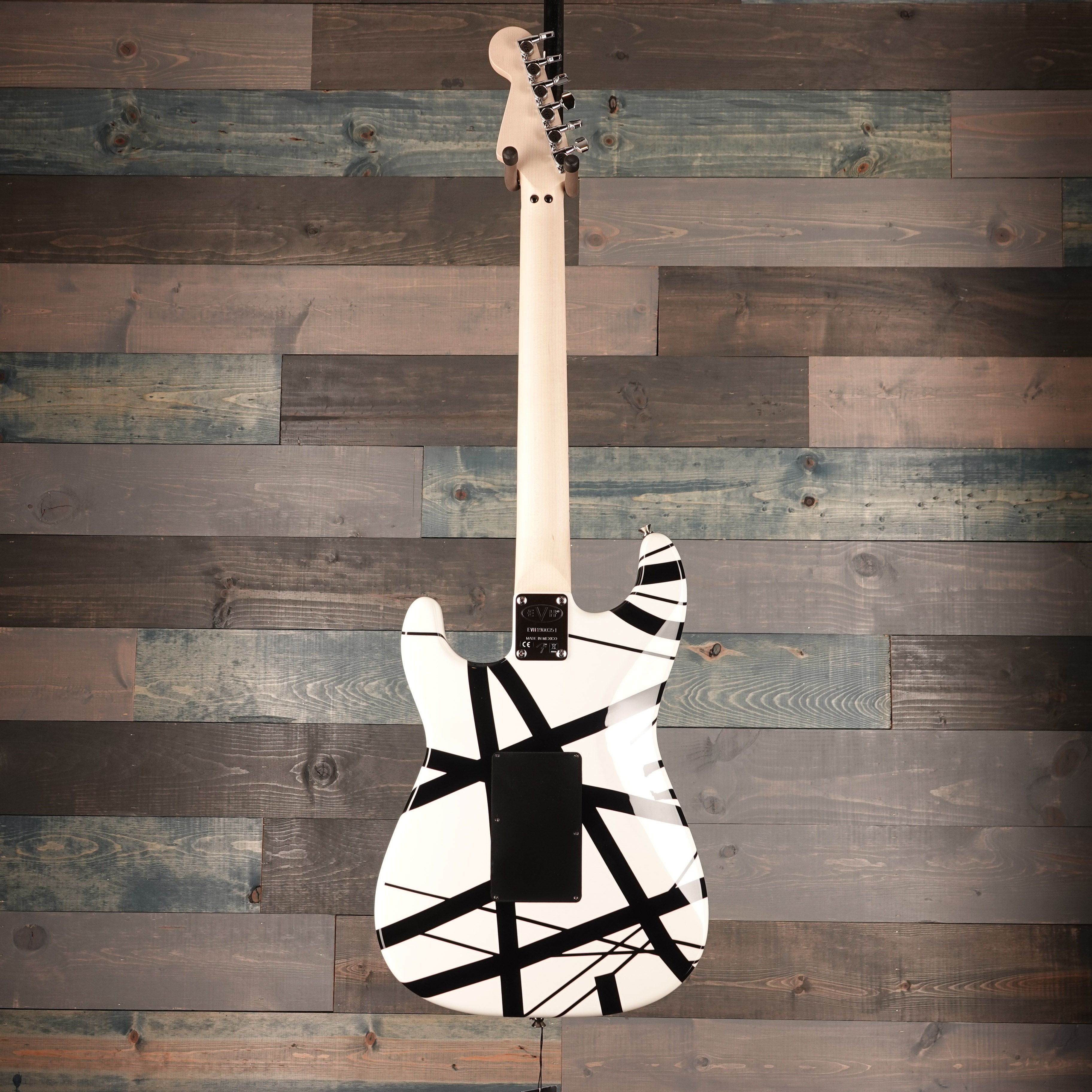 EVH Striped Series White with Black Stripes