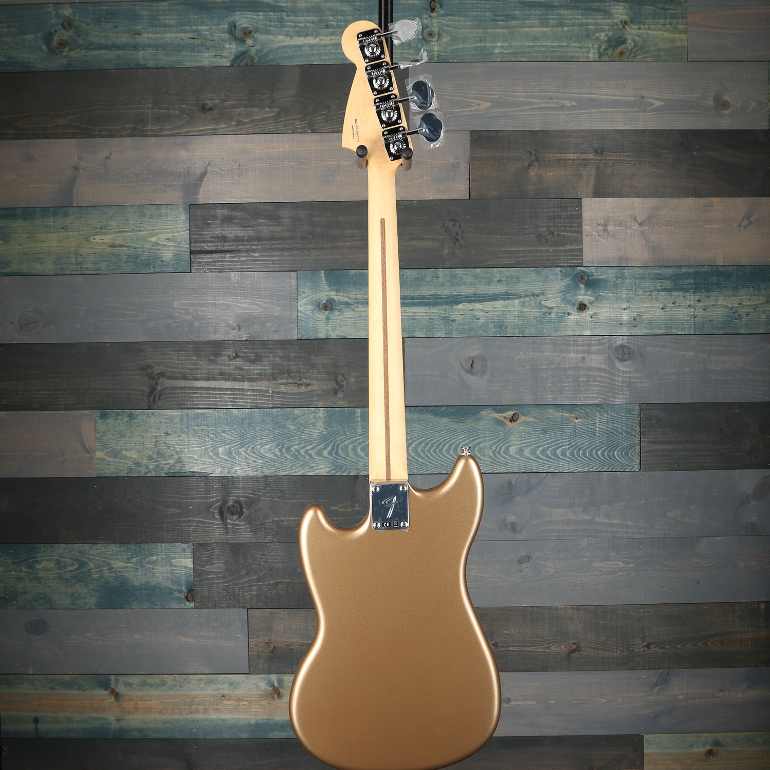 Fender Player Mustang® Bass PJ, Pau Ferro Fingerboard, Firemist Gold