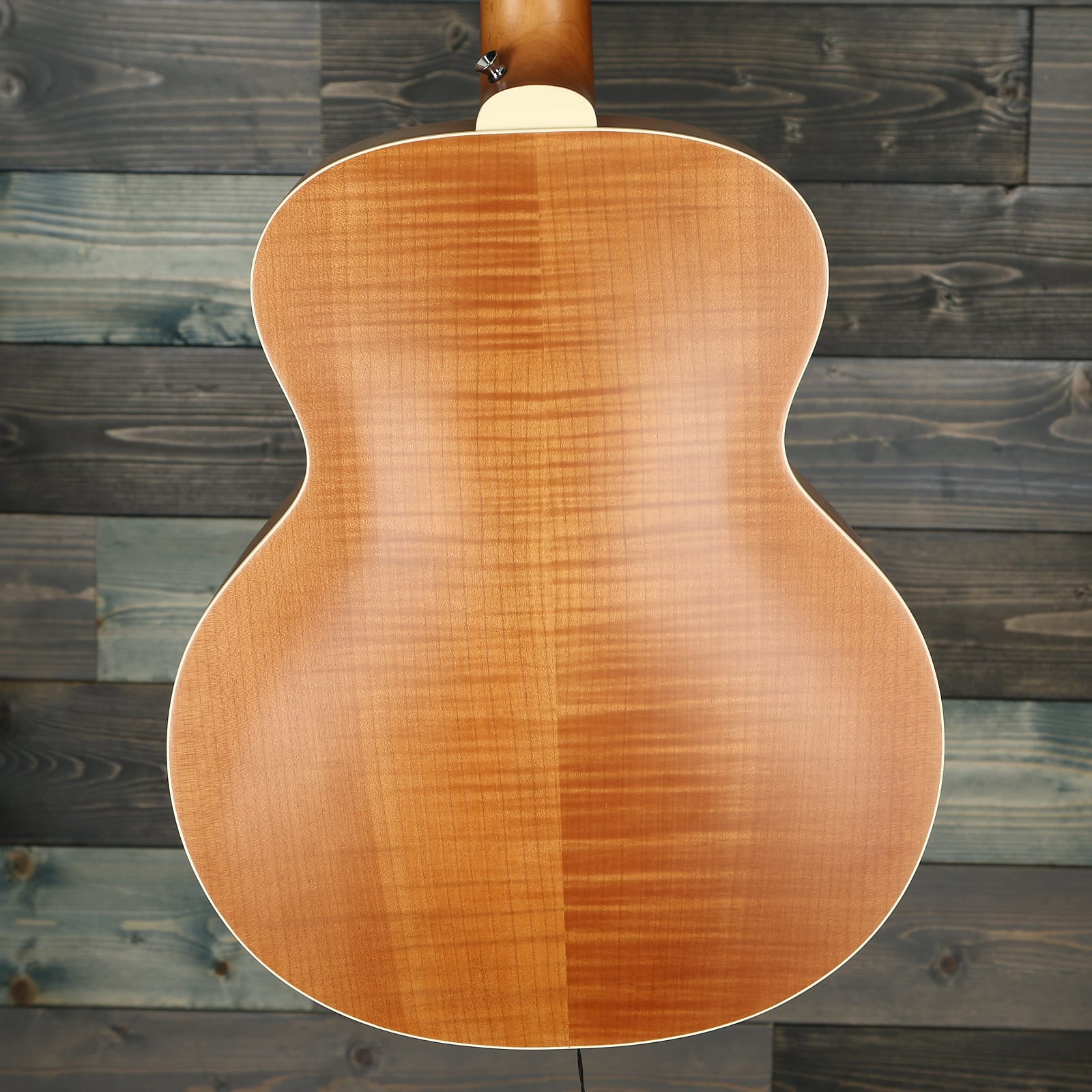 Guild Jumbo Junior Flame Maple - Antique Blonde Satin