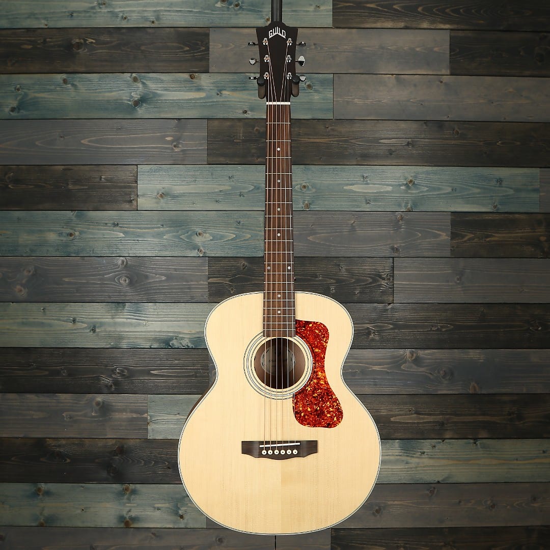 Guild Jumbo Junior Mahogany - Natural Satin