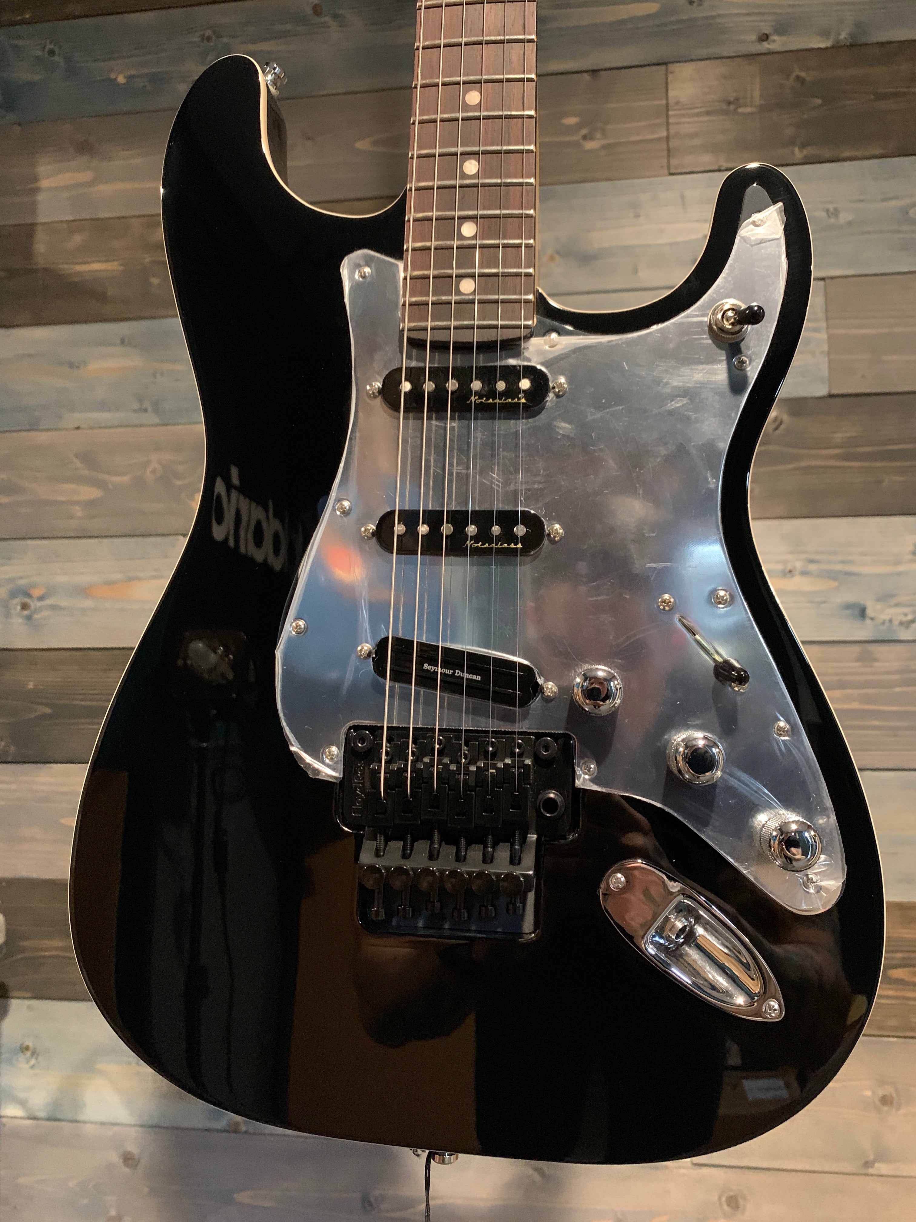 Fender Tom Morello Stratocaster, Rosewood Fingerboard, Black