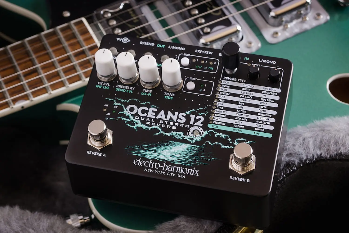 Electro-Harmonix Oceans 12 Dual Stereo Reverb pedal