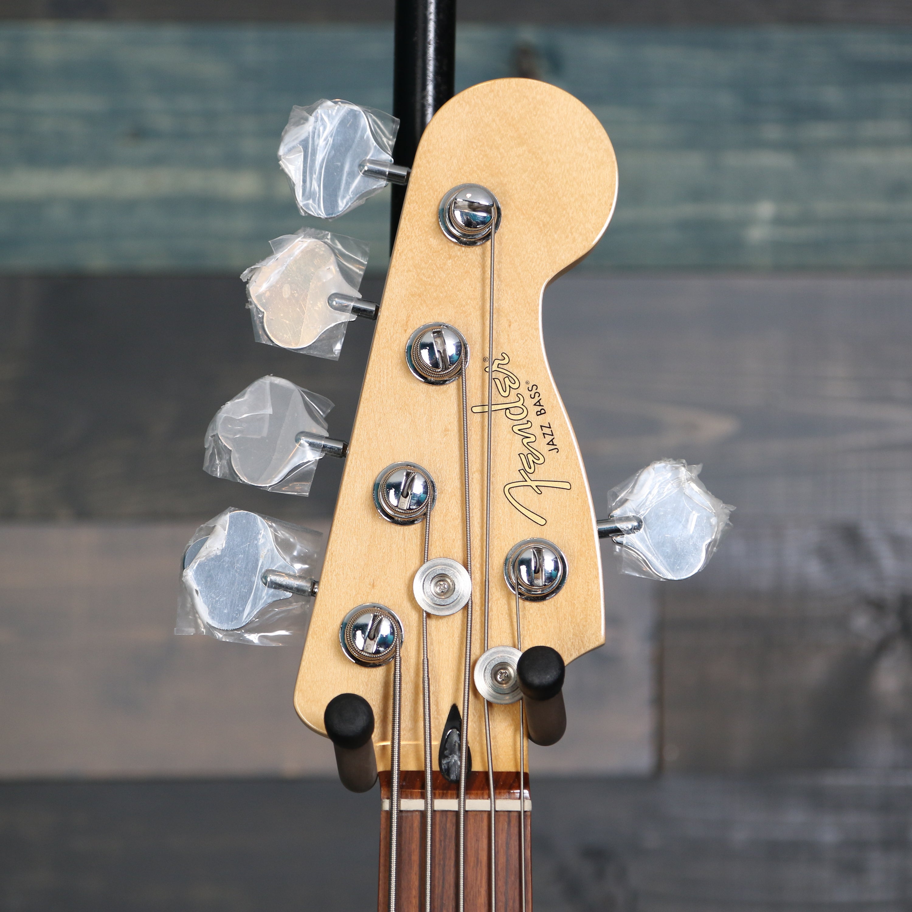 Fender Player Jazz Bass® V, Pau Ferro Fingerboard, Polar White