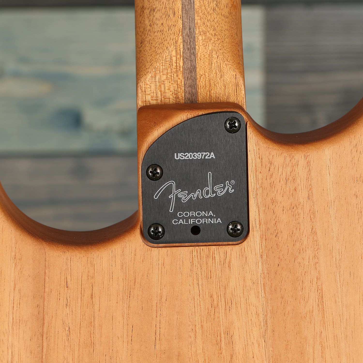 Fender American Acoustasonic™ Strat®, Ebony Fingerboard, 3-Color Sunburst