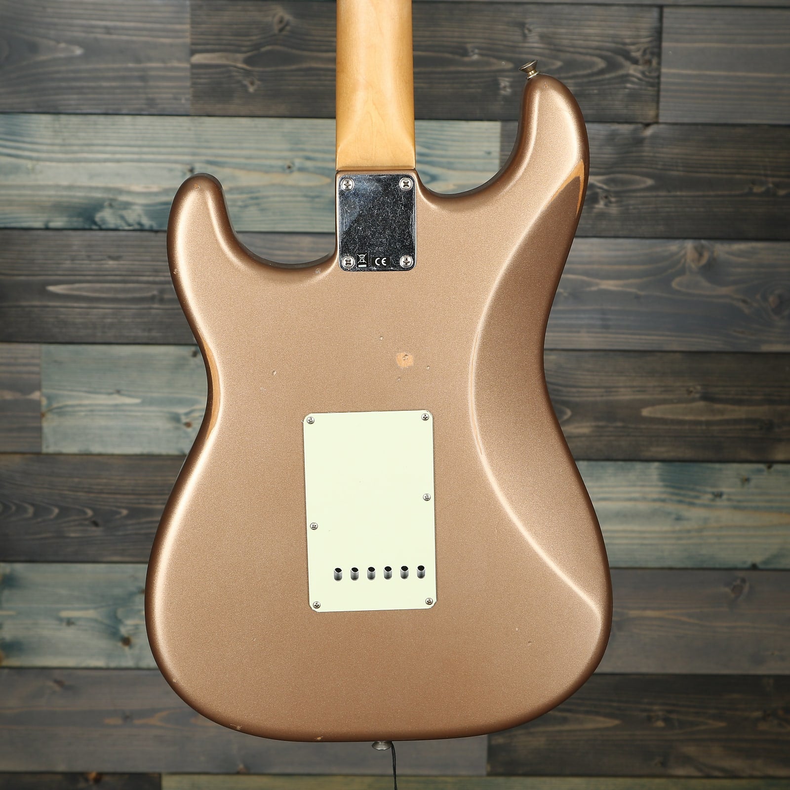 Fender Vintera Road Worn '60s Stratocaster, Pau Ferro FB, Firemist Gold