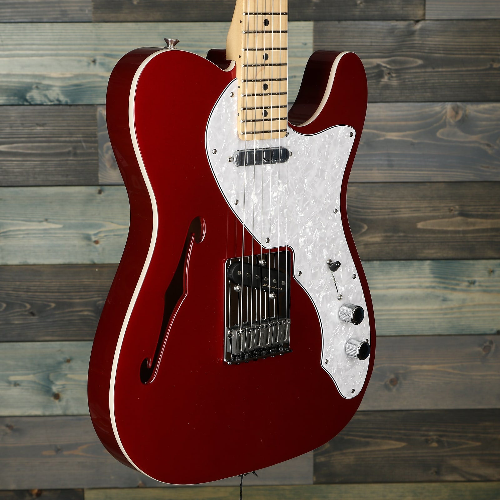 Fender Deluxe Telecaster® Thinline, Maple Fingerboard, Candy Apple Red