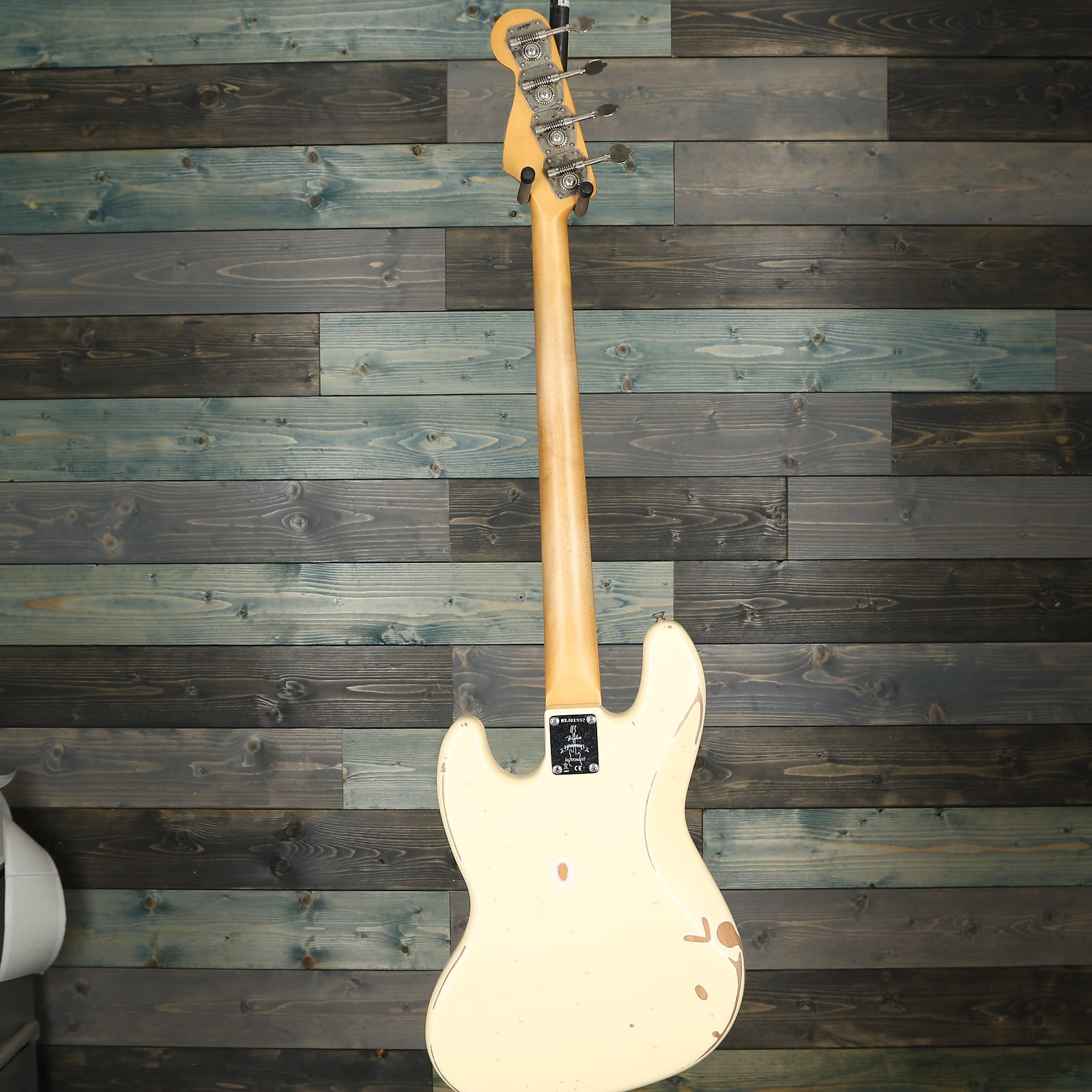 Fender 60th Anniversary Road Worn Jazz Bass, Pau Ferro FB, Olympic White