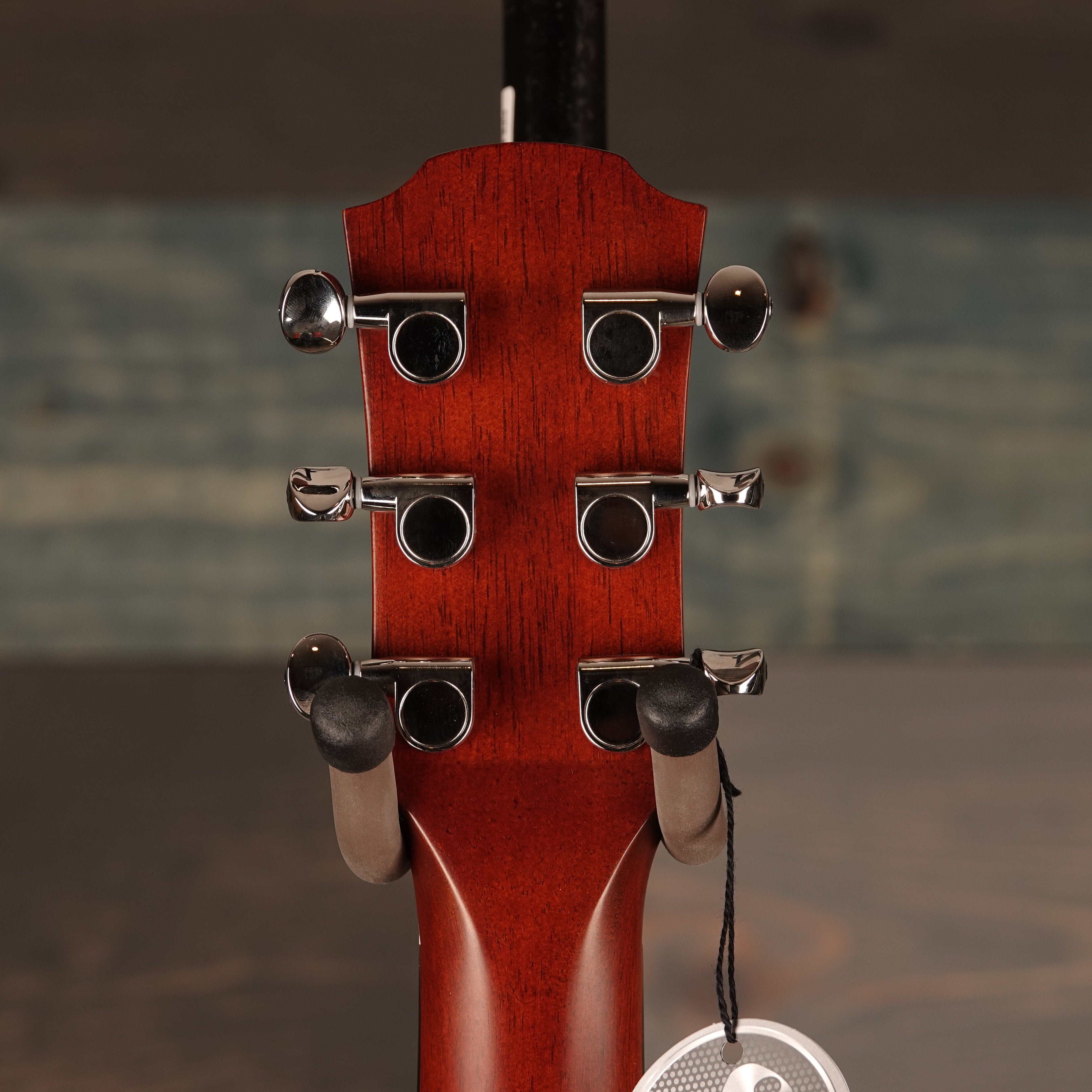 Yamaha CSF Vintage Natural TransAcoustic Parlor Guitar