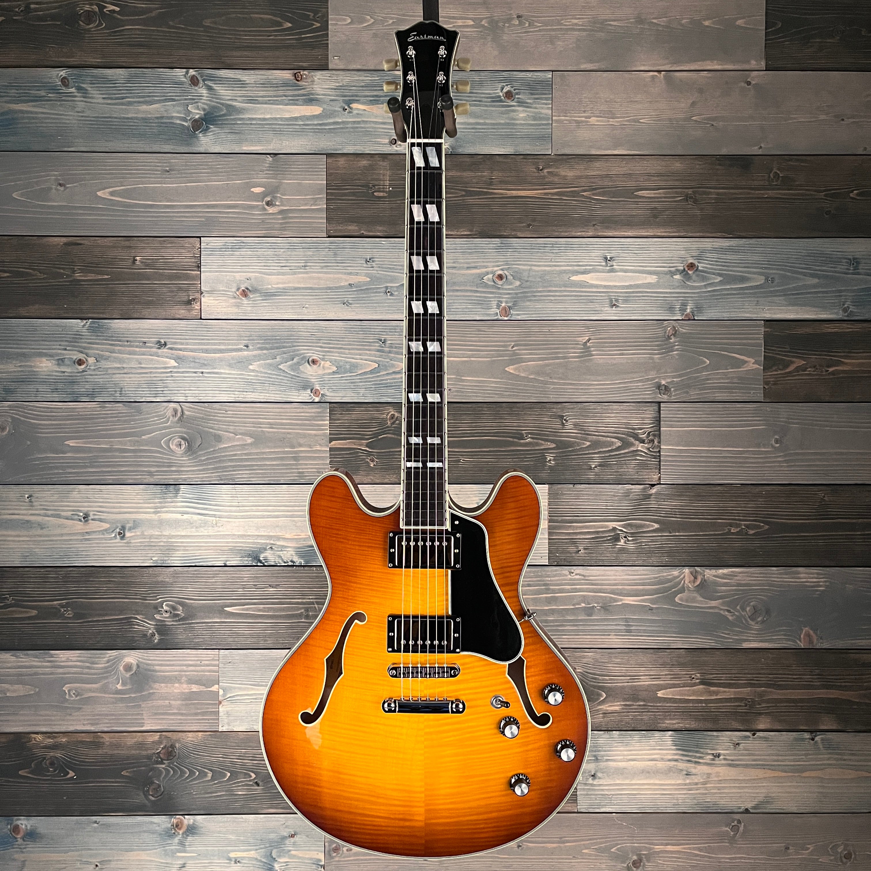 Eastman T486-GB Thinline Electric Guitar - Goldburst