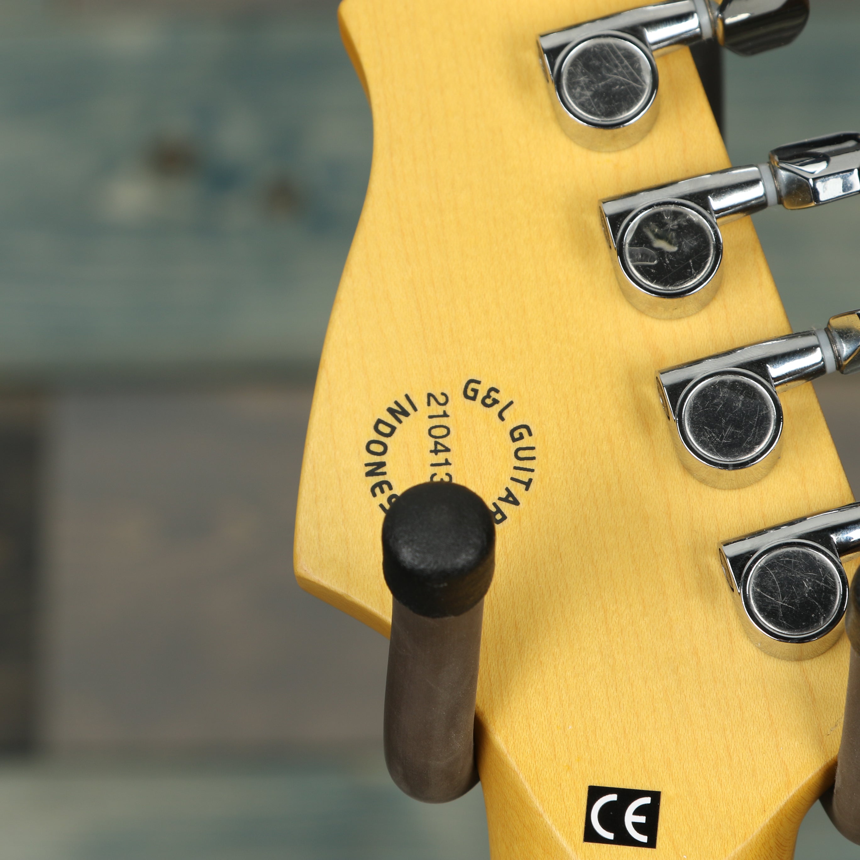 G&L Tribute S-500 Electric Guitar - Blueburst