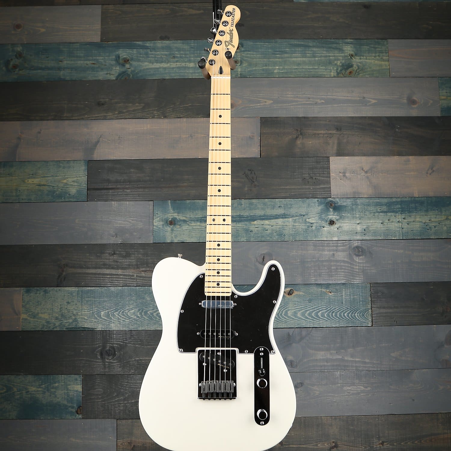 Fender Deluxe Nashville Telecaster Maple Fingerboard, White Blonde w/Gigbag