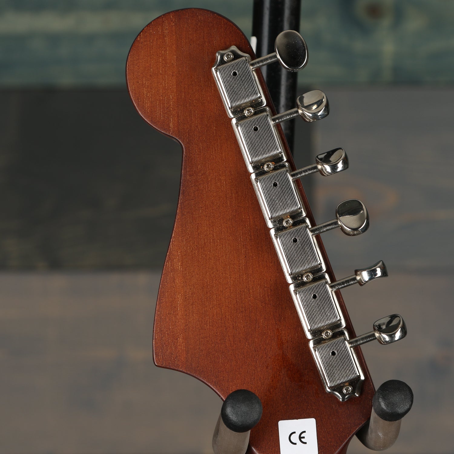 Fender Redondo Player, Walnut Fingerboard, Natural