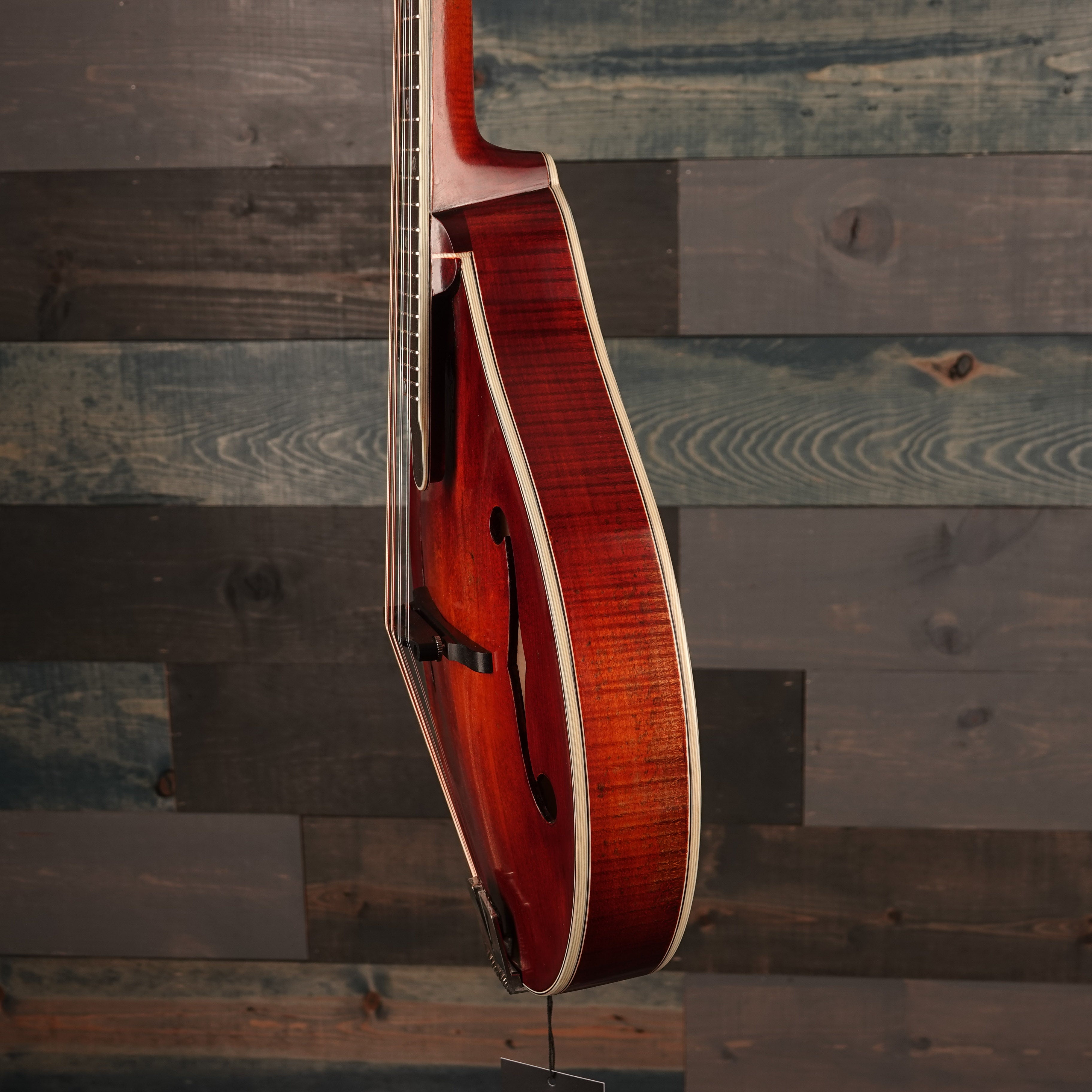 Eastman MD805V A-Style Antique Varnish F-Hole Mandolin