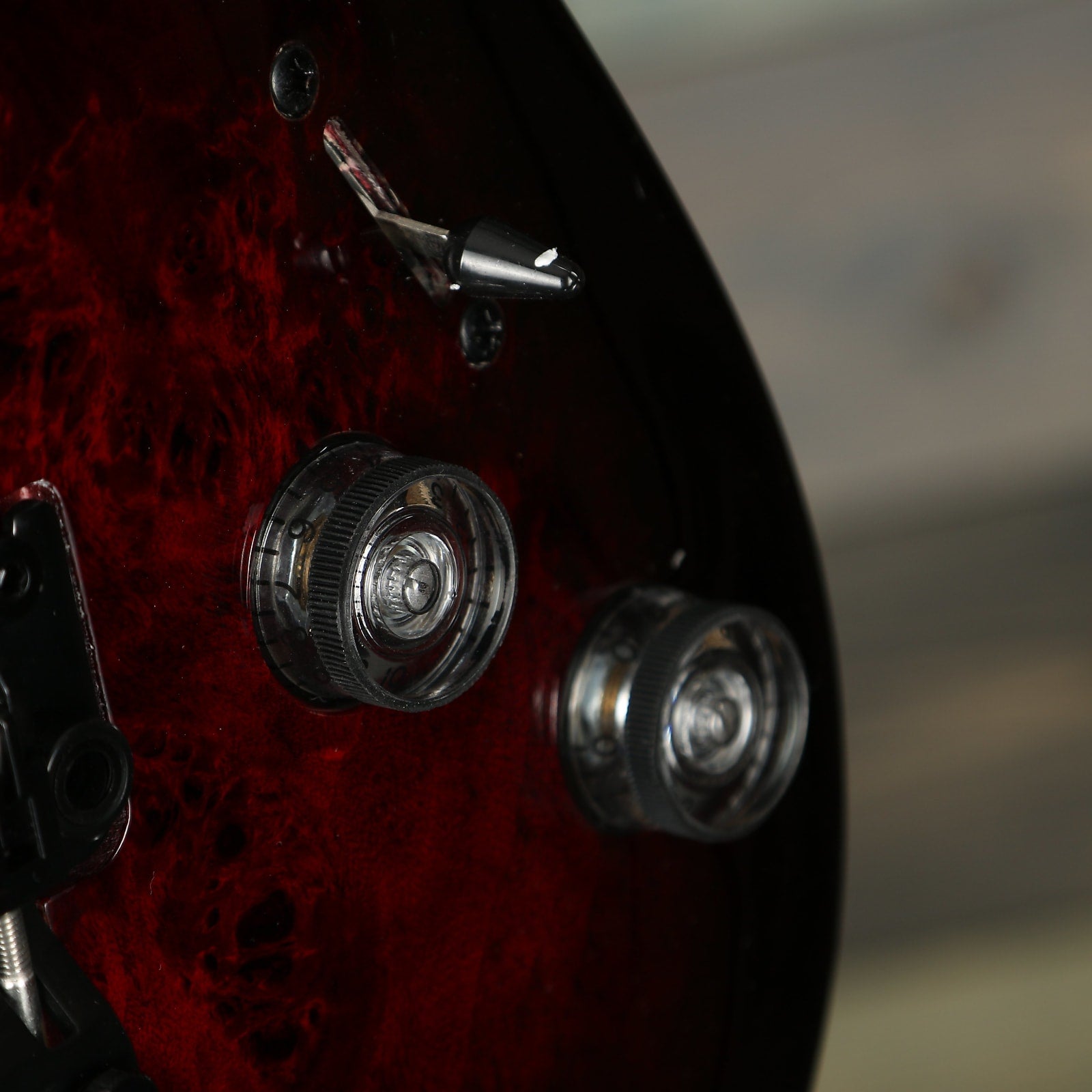 Schecter 2453 Omen Elite-6 FR - Black Cherry Burst