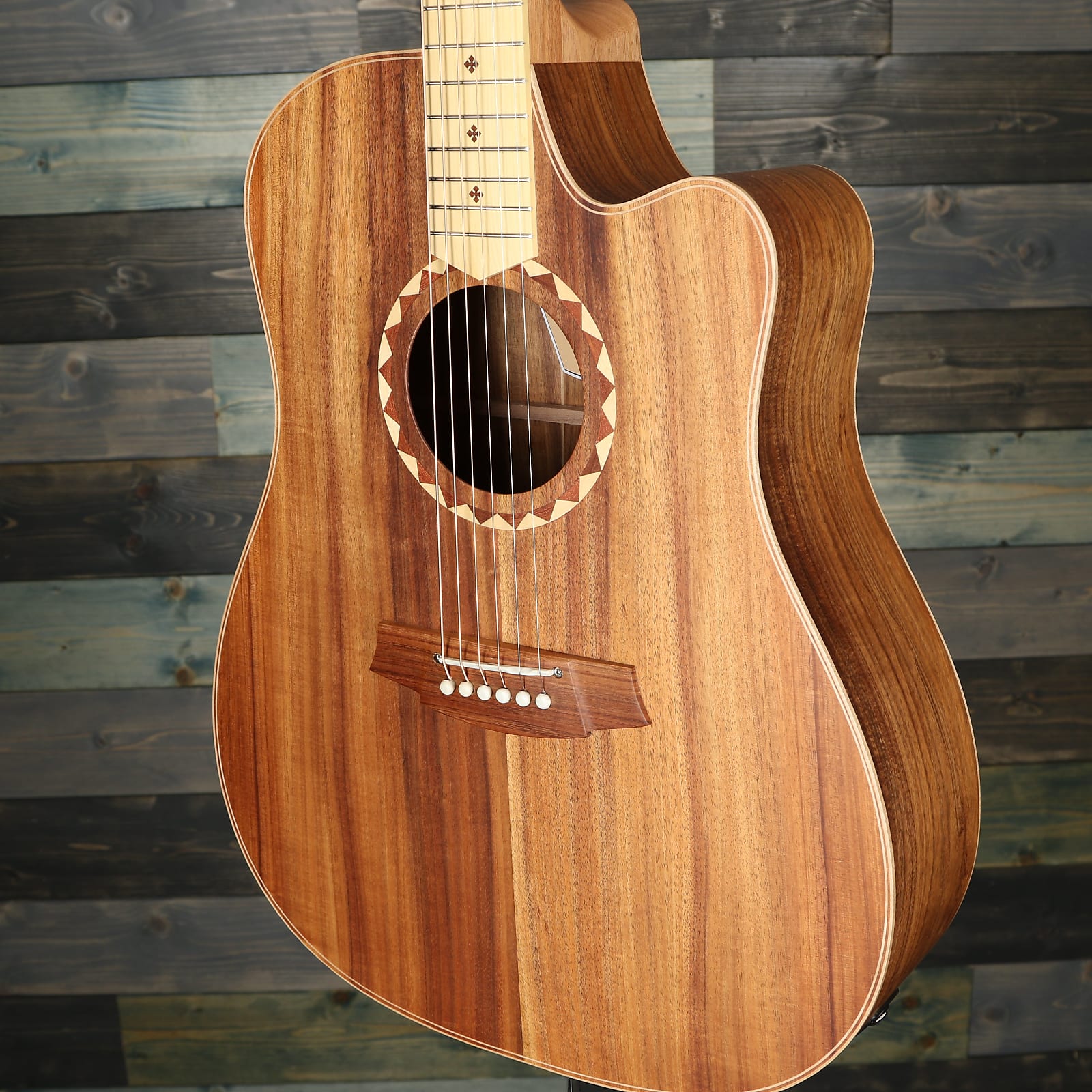 Cole Clark Fat Lady 2 Series FL2EC-BLBLSB Australian Blackwood Face