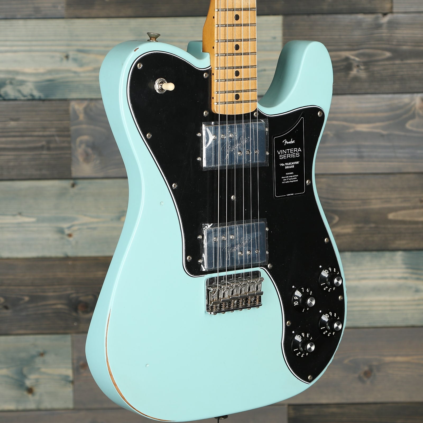 Fender Vintera Road Worn '70s Telecaster Deluxe, Maple FB, Daphne Blue
