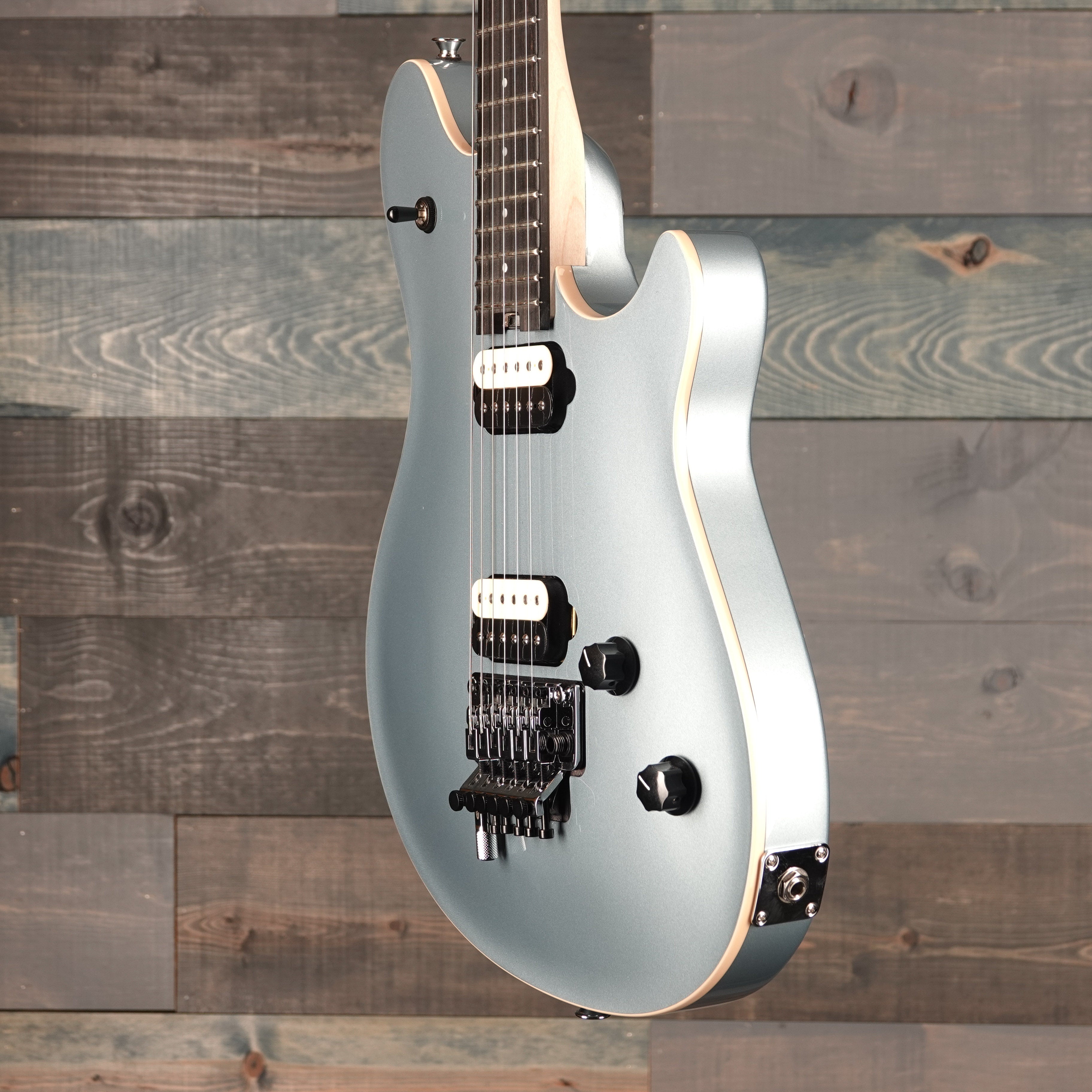 EVH Wolfgang Special, Ebony Fingerboard, Ice Blue Metallic