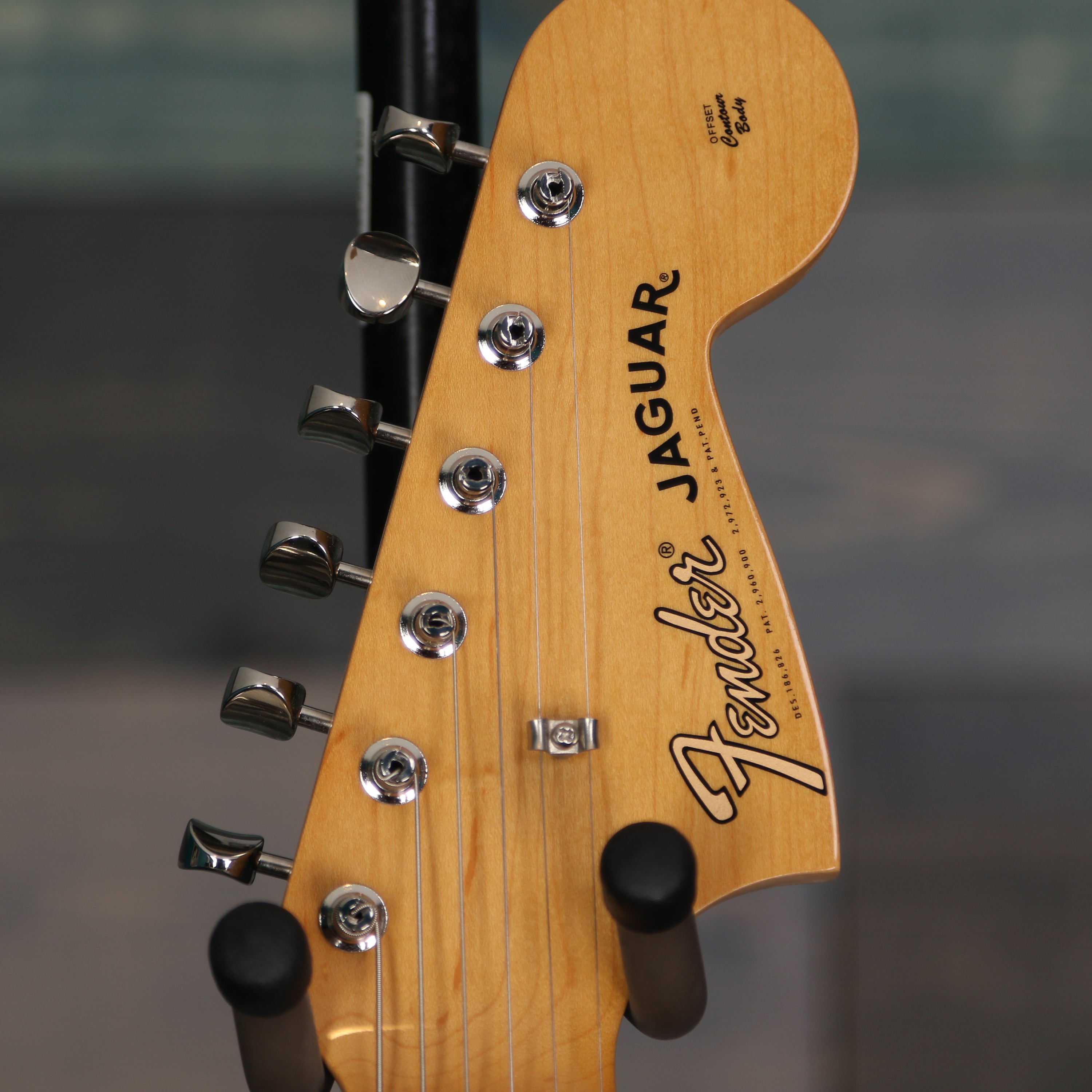 Fender Vintera® '60s Jaguar® Modified HH, Pau Ferro Fingerboard, Sonic Blue