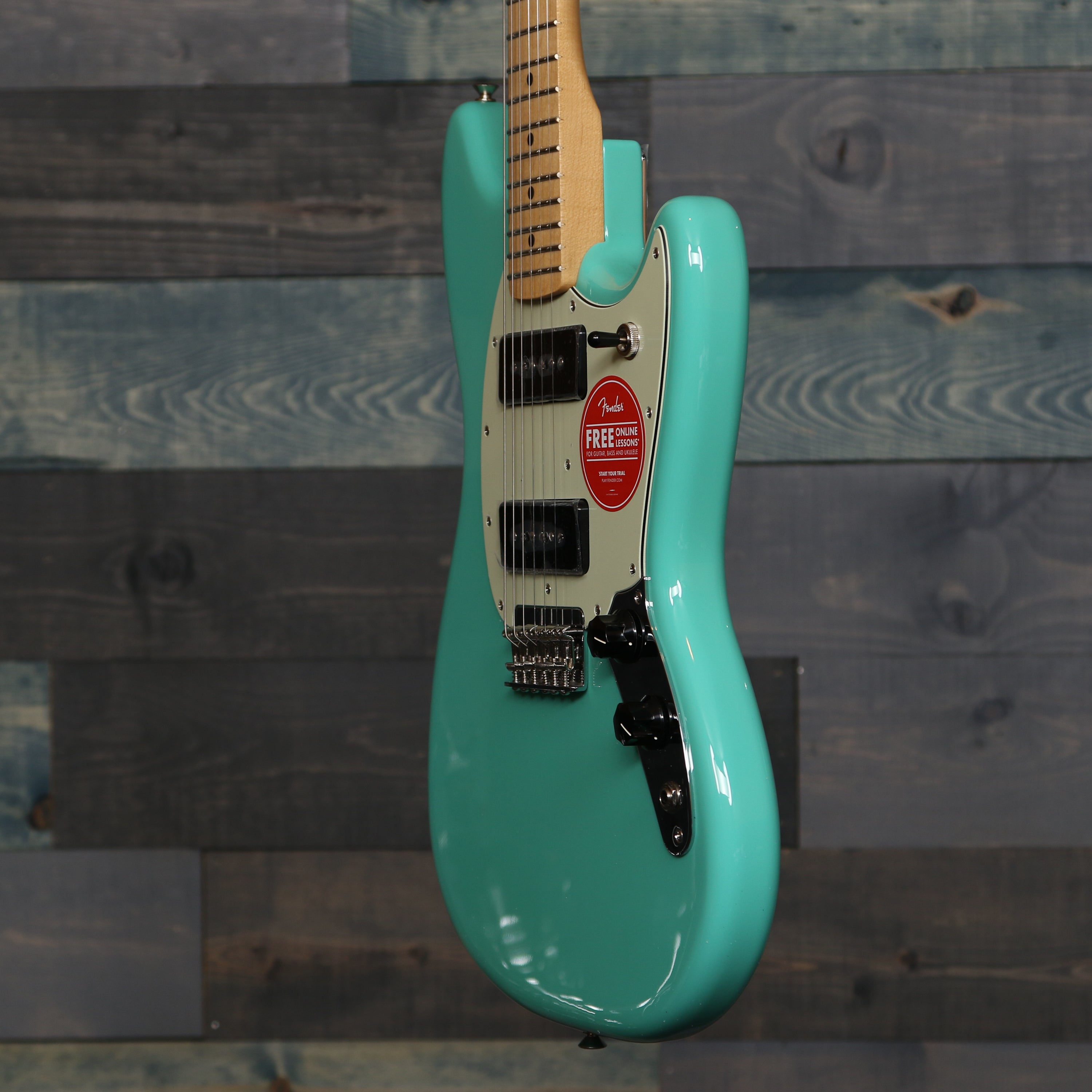 Fender Player Mustang® 90, Maple Fingerboard, Seafoam Green