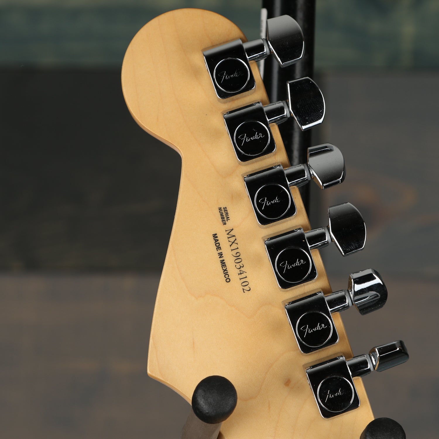 Fender Player Stratocaster, Pau Ferro Fingerboard, Silver