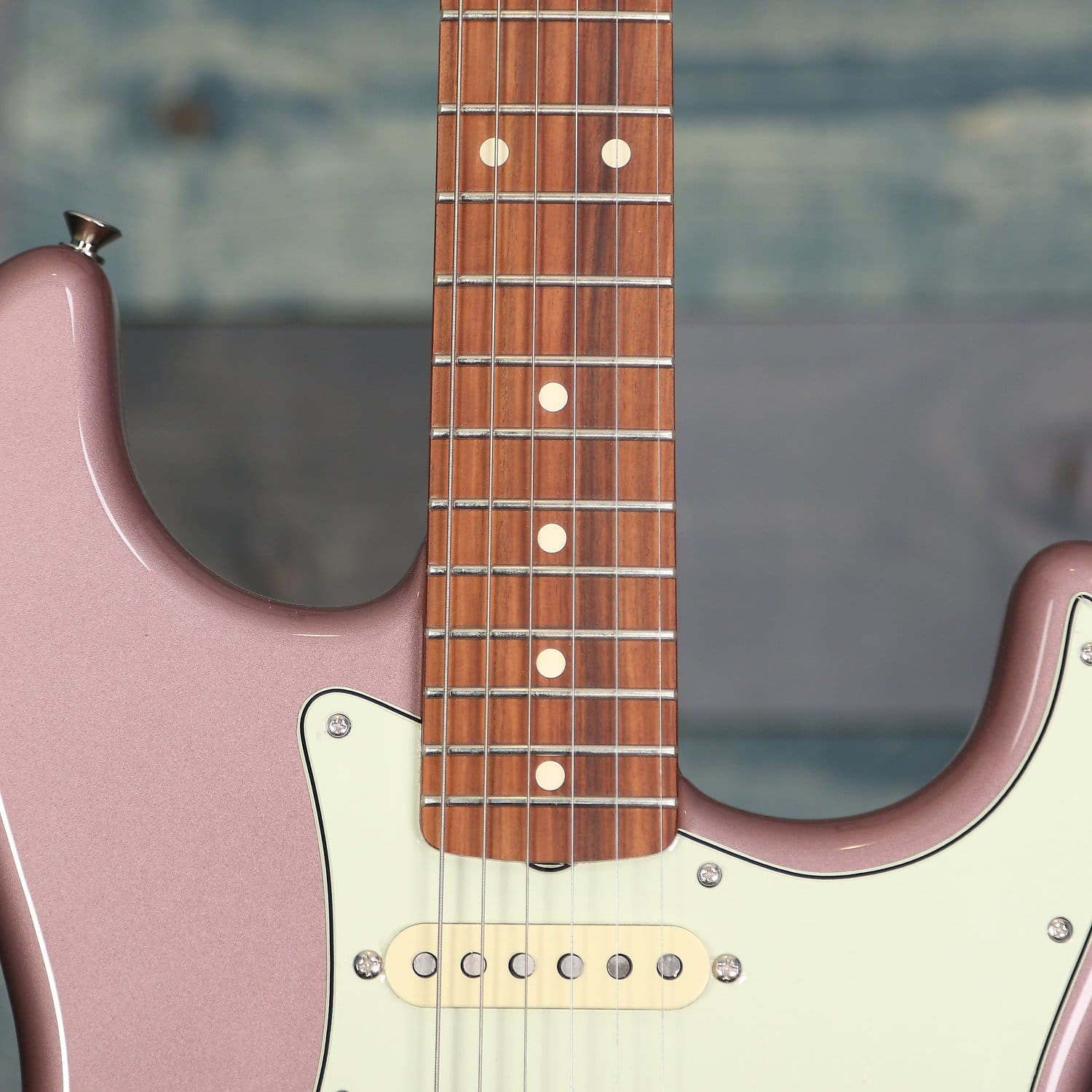 Fender Vintera '60s Stratocaster Modified Burgundy Mist Metallic