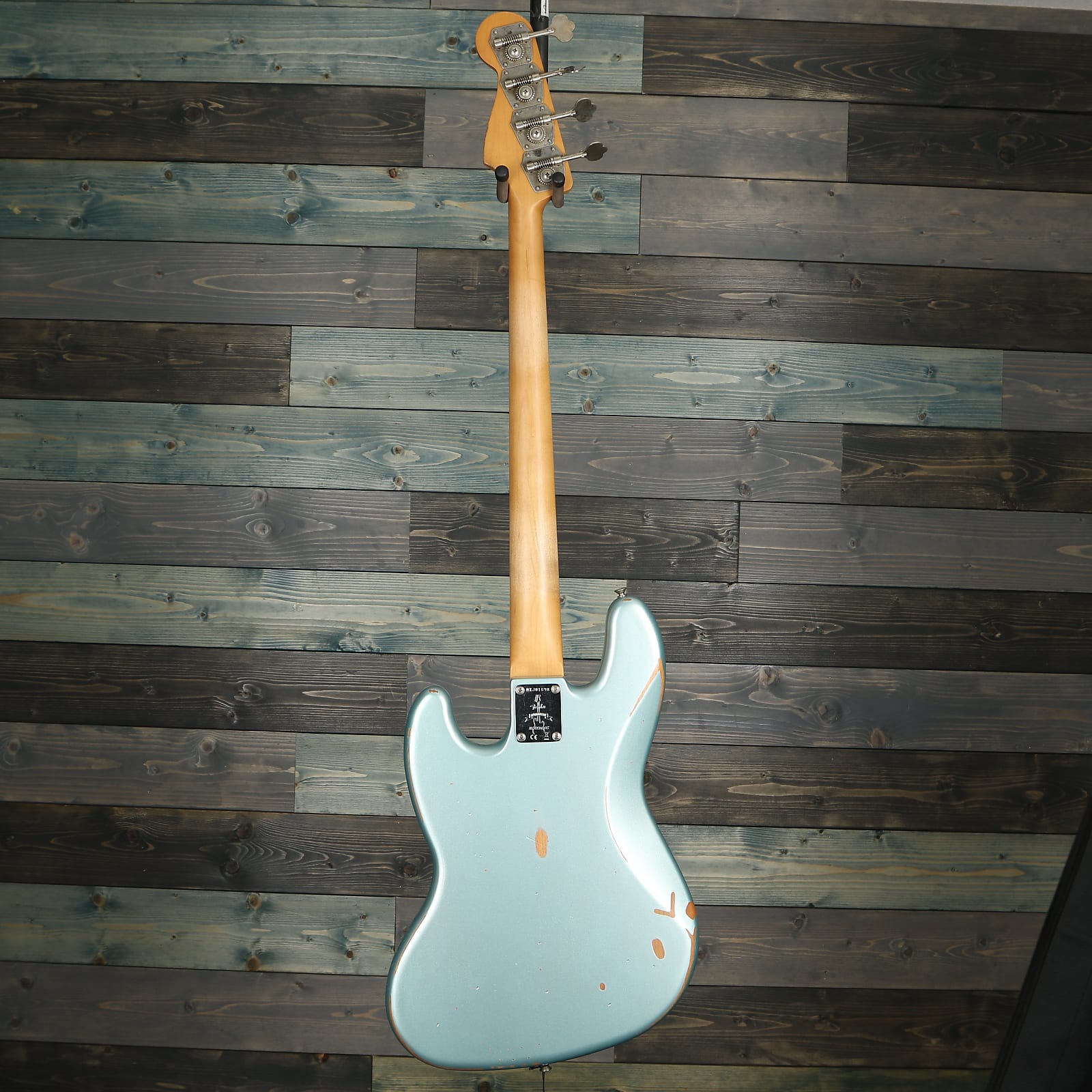 Fender 60th Anniversary Road Worn Jazz Bass Pau Ferro Fretboard Firemist Silver