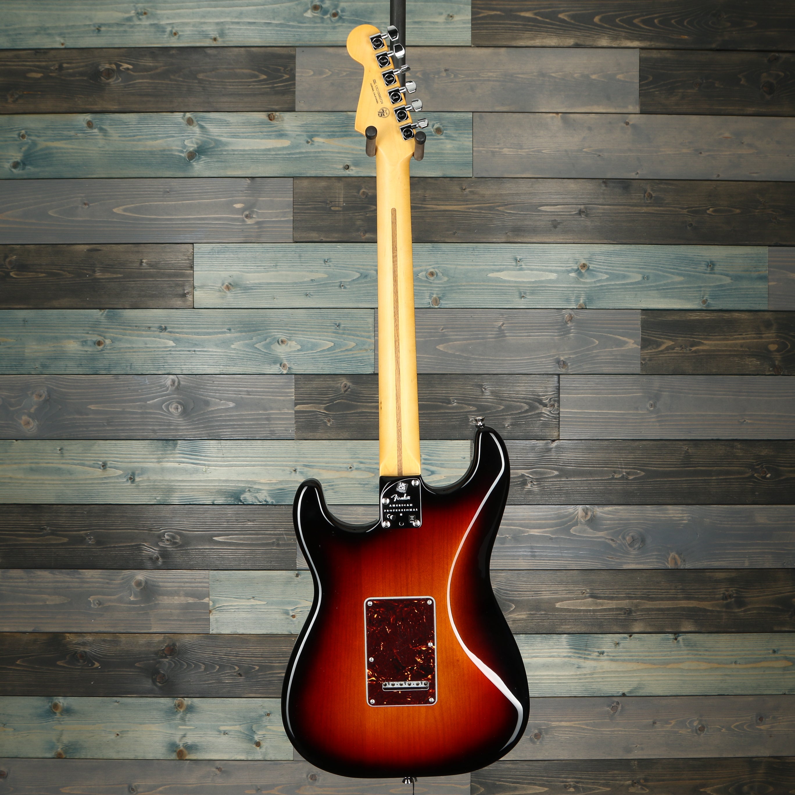 Fender American Professional II Stratocaster, Rosewood FB, 3-Color Sunburst