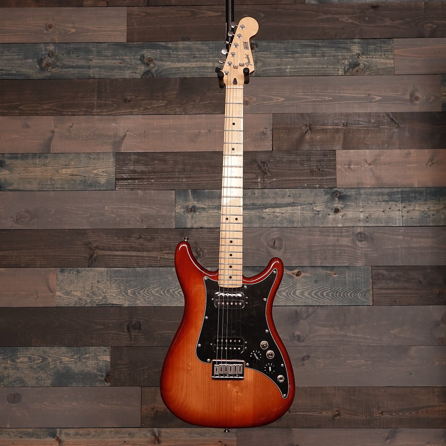 Fender Player Lead III, Maple Fingerboard, Sienna Sunburst
