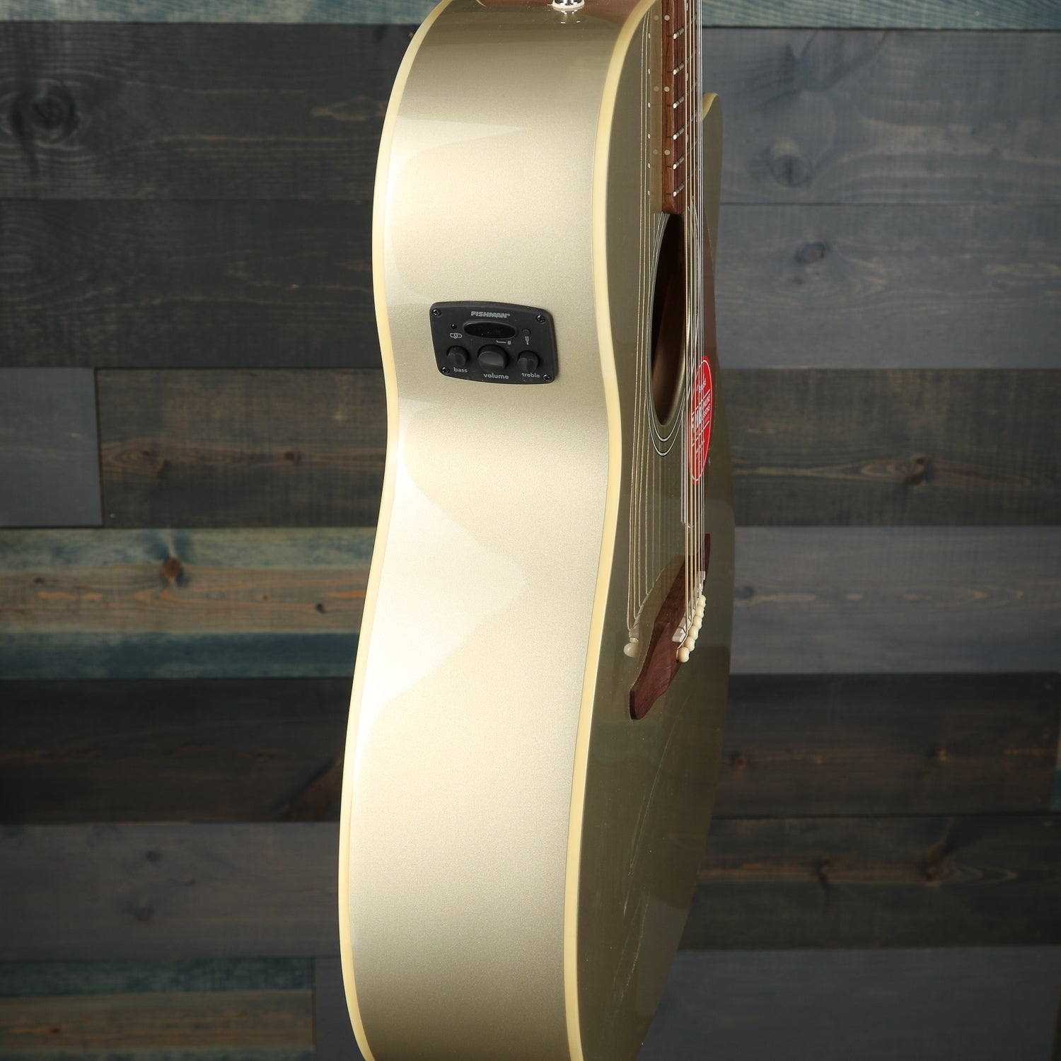 Fender Newporter Player, Walnut Fingerboard, Champagne