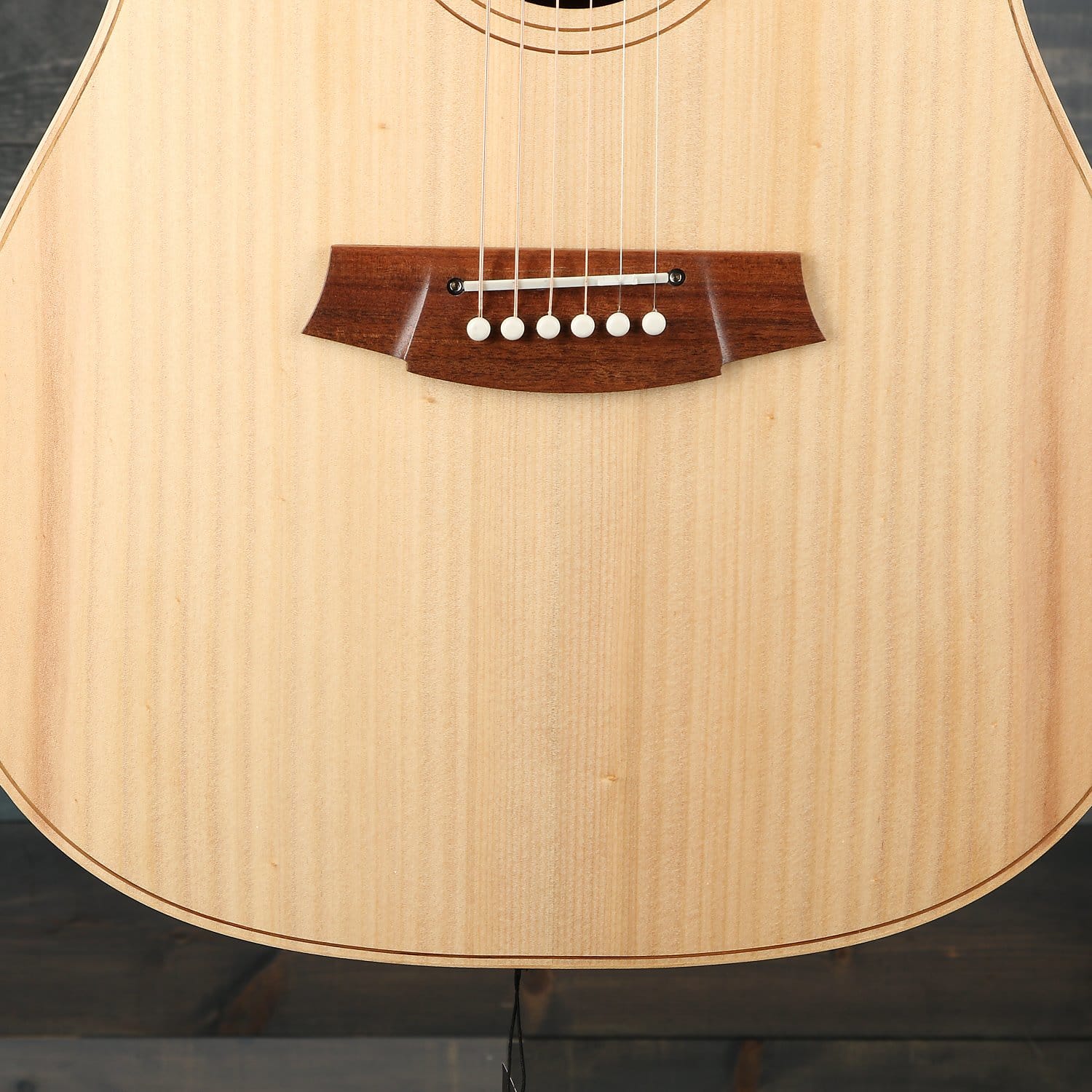 Cole Clark Fat Lady 2 Series FL2E-BB Cutaway Guitar - Bunya/Blackwood