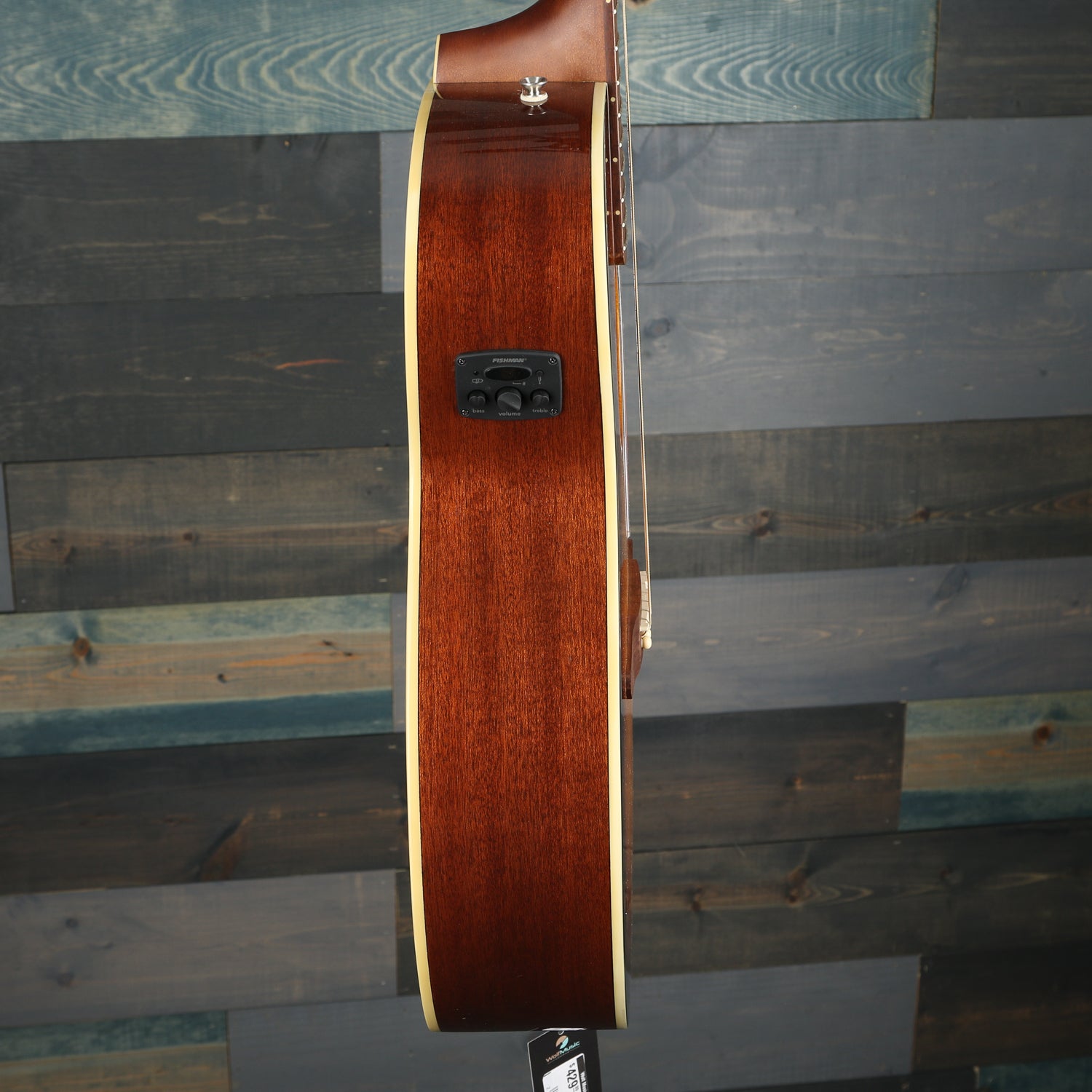 Fender Newporter Player, Walnut Fingerboard, Sunburst