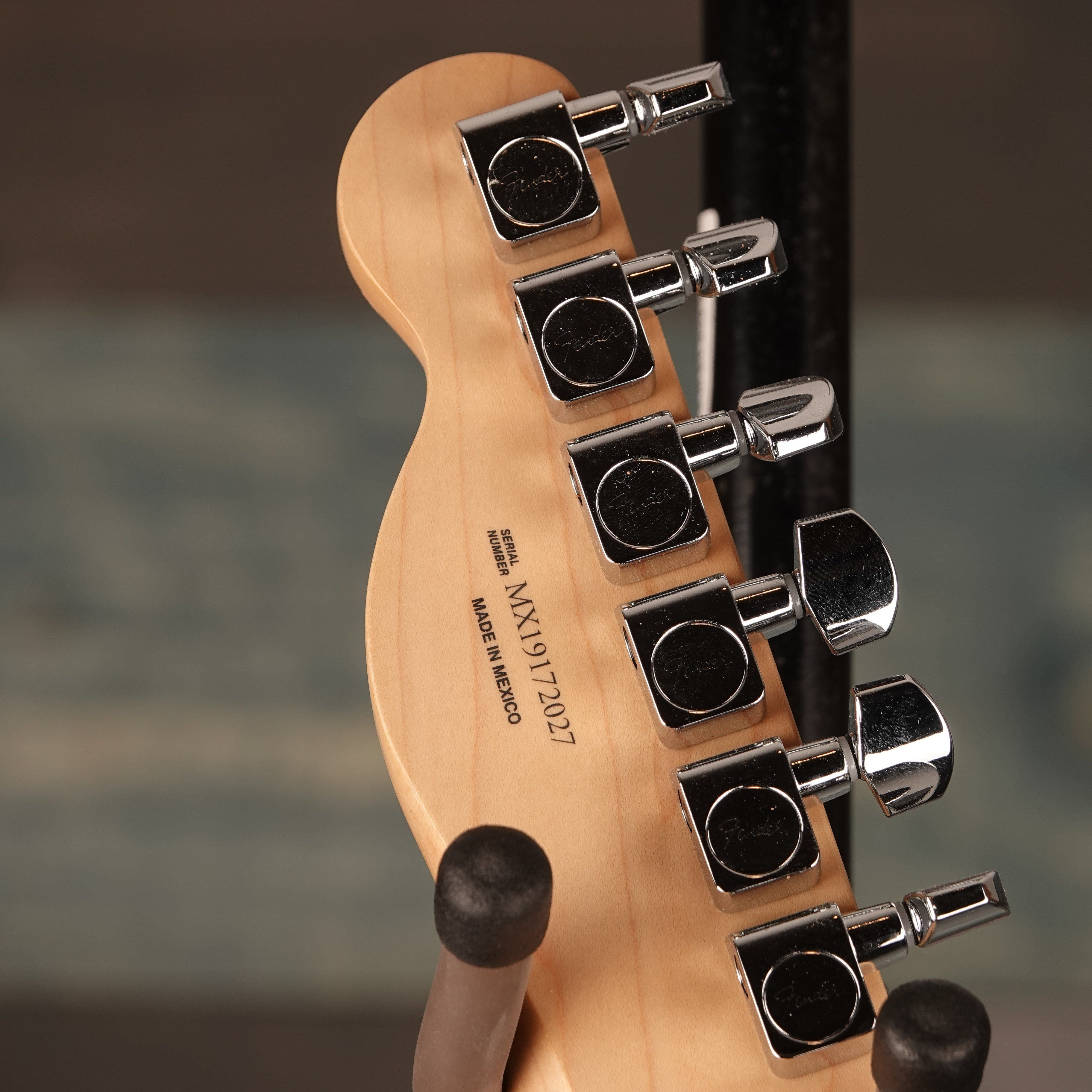 Fender Player Telecaster Maple Fingerboard Butterscotch Blonde