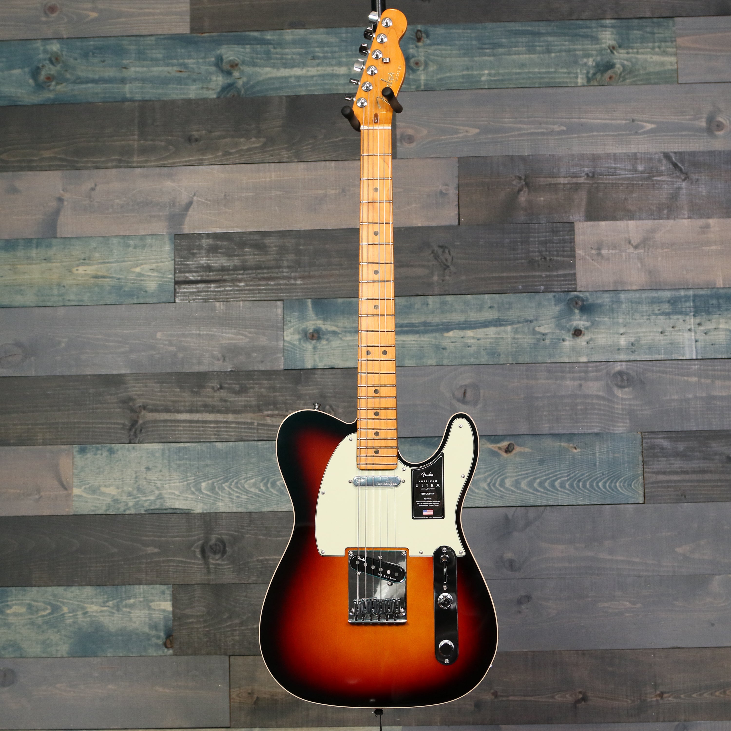 Fender American Ultra Telecaster, Maple Fingerboard, Ultraburst