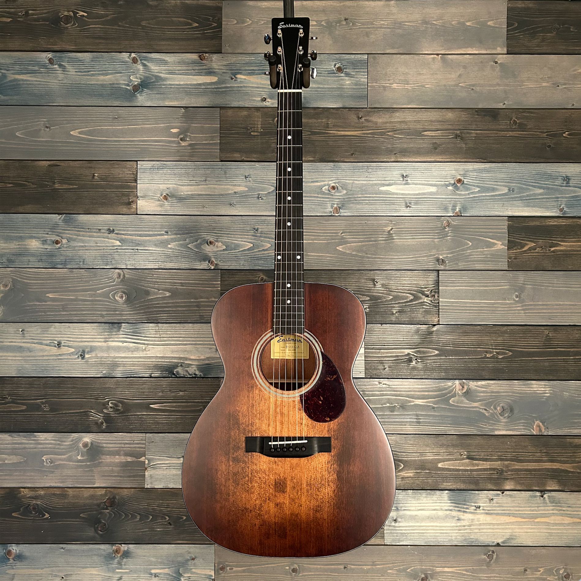 Eastman E1OM Orchestra Model Acoustic - Classic