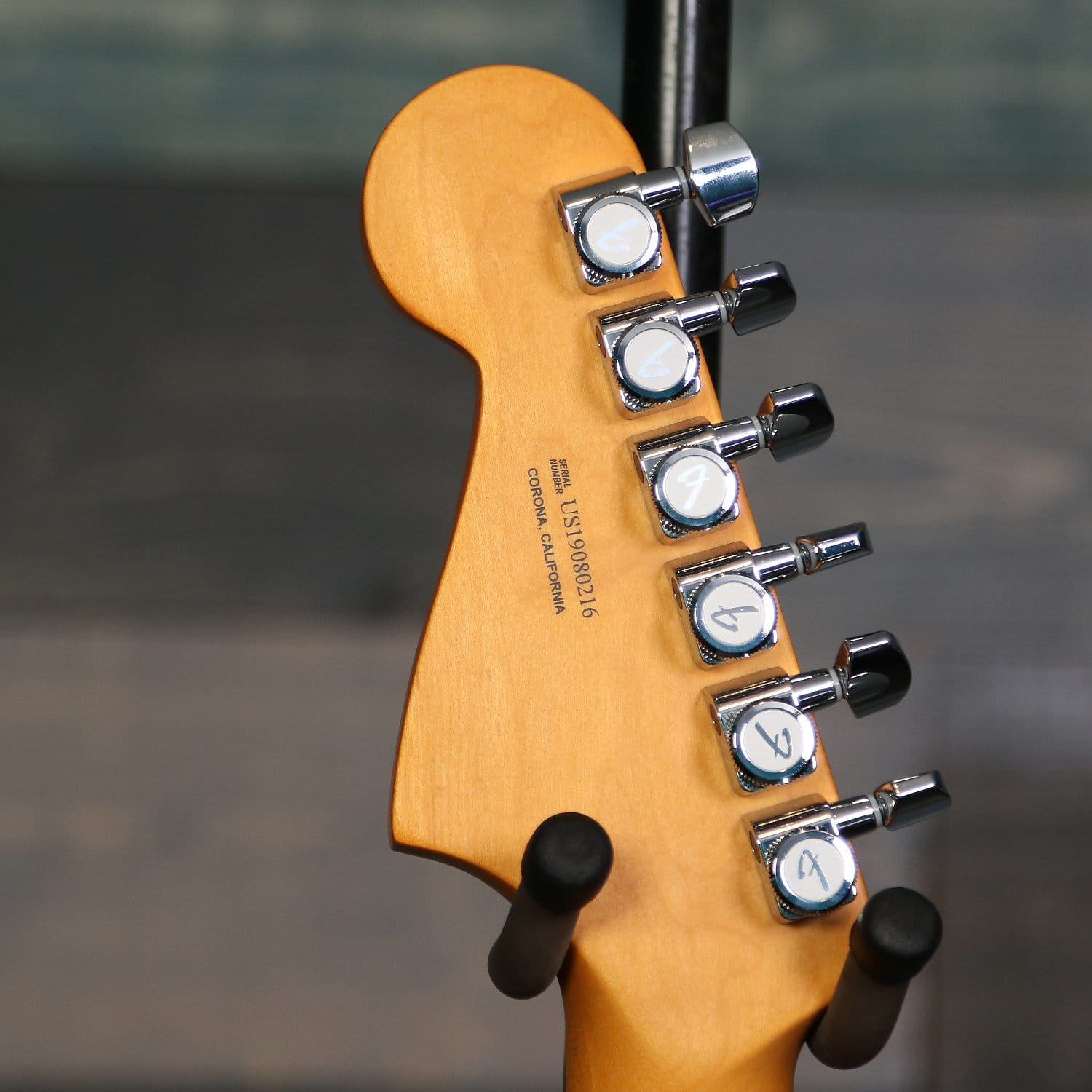 Fender American Ultra Jazzmaster, Maple Fingerboard, Cobra Blue